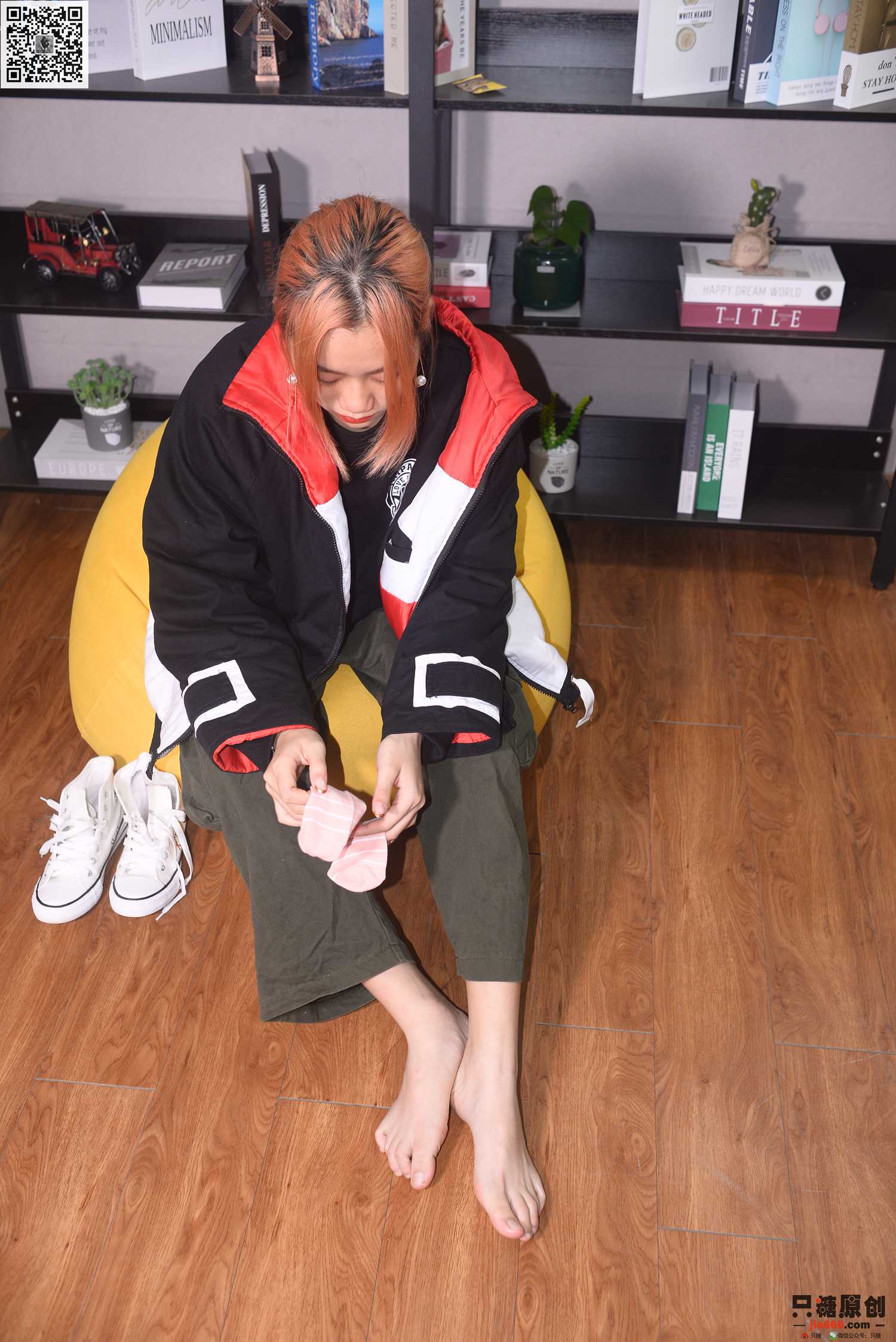 图片[109]-[只糖棉袜]NO.210 彤彤 诗也简单，心也简单[219P] – 速更版-美库