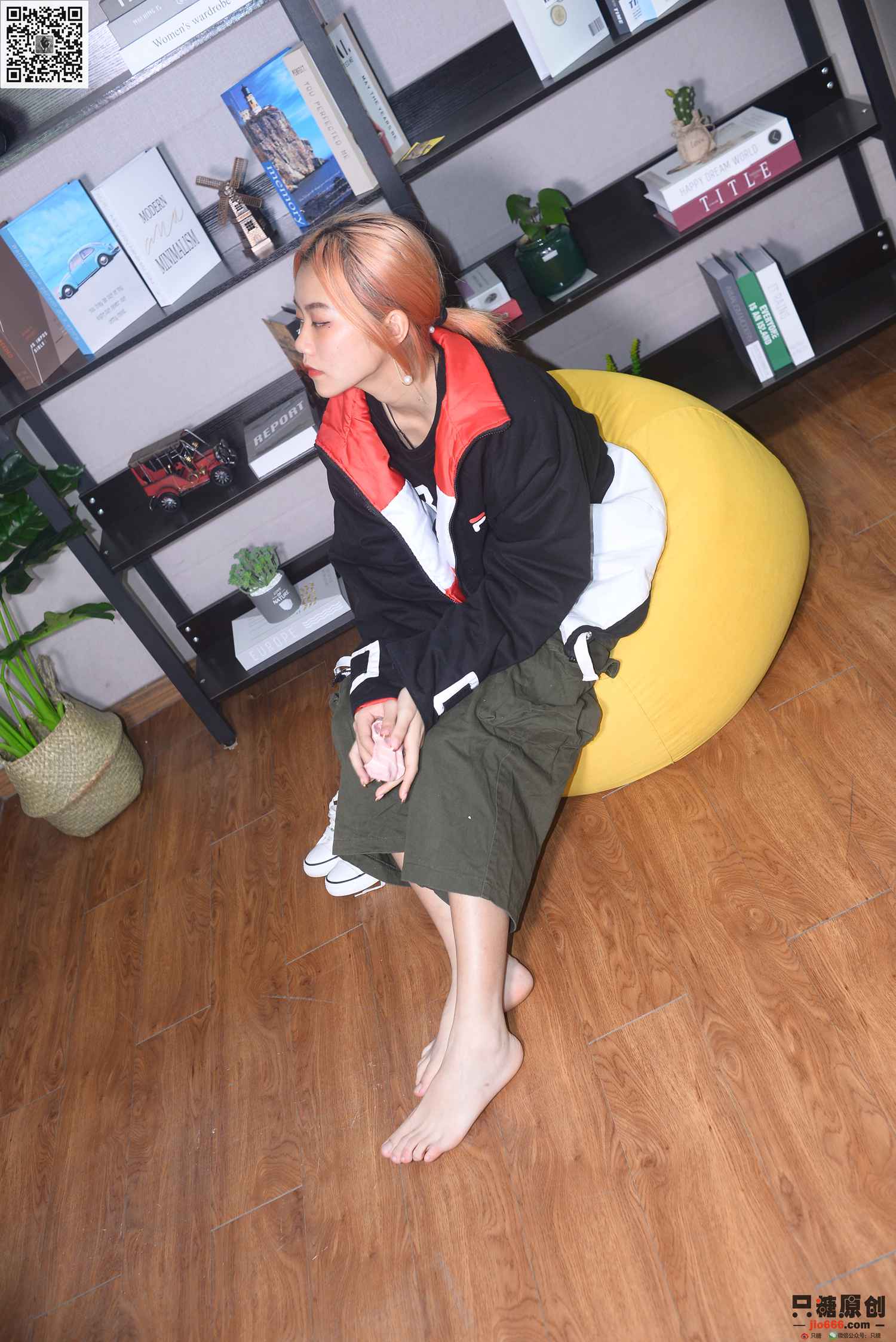 图片[115]-[只糖棉袜]NO.210 彤彤 诗也简单，心也简单[219P] – 速更版-美库