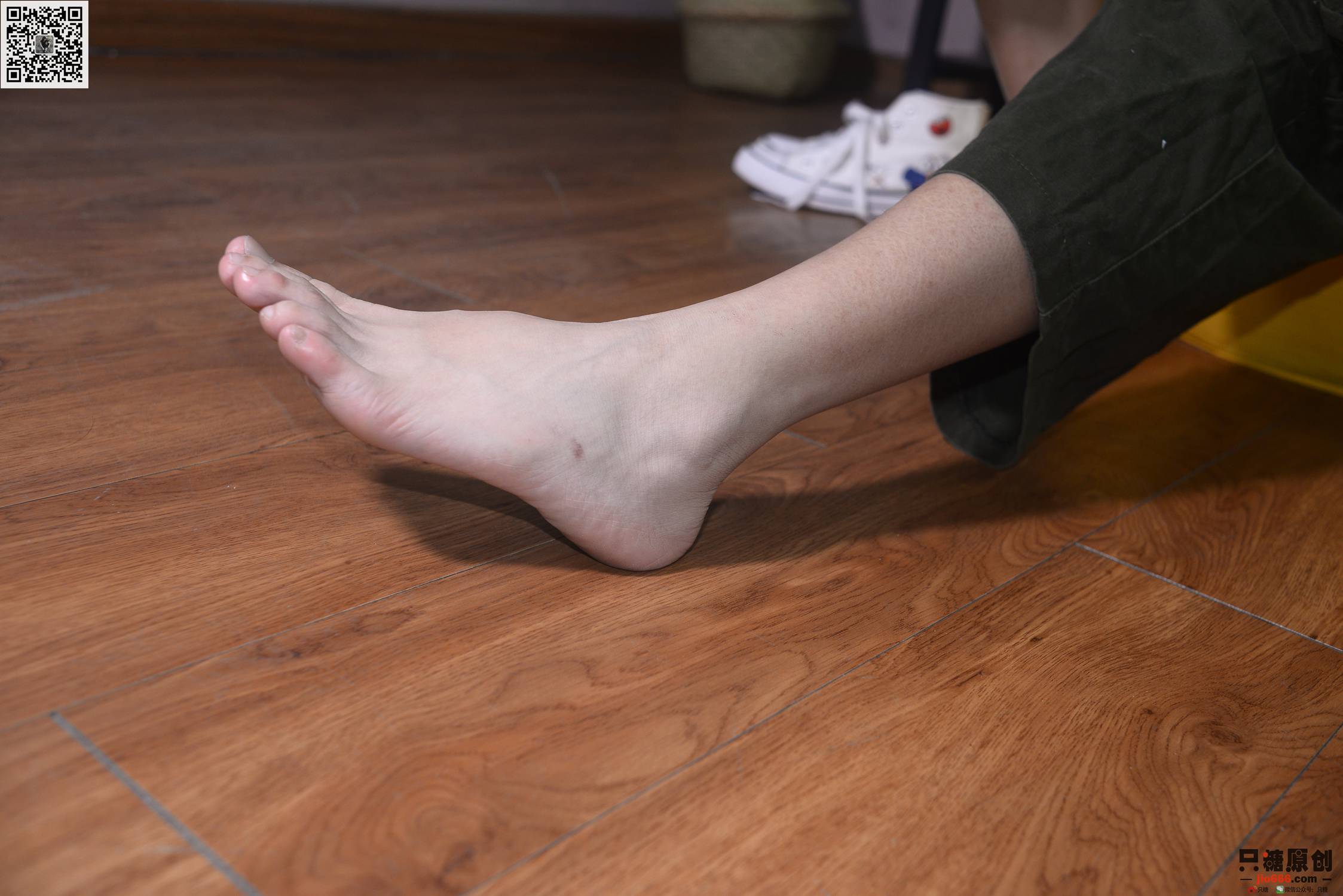 图片[146]-[只糖棉袜]NO.210 彤彤 诗也简单，心也简单[219P] – 速更版-美库