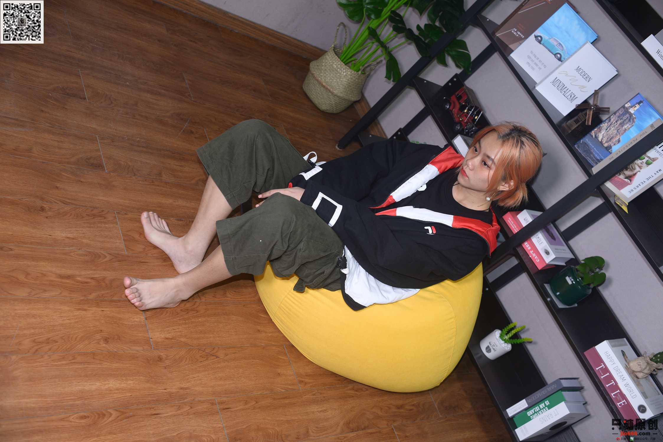 图片[163]-[只糖棉袜]NO.210 彤彤 诗也简单，心也简单[219P] – 速更版-美库