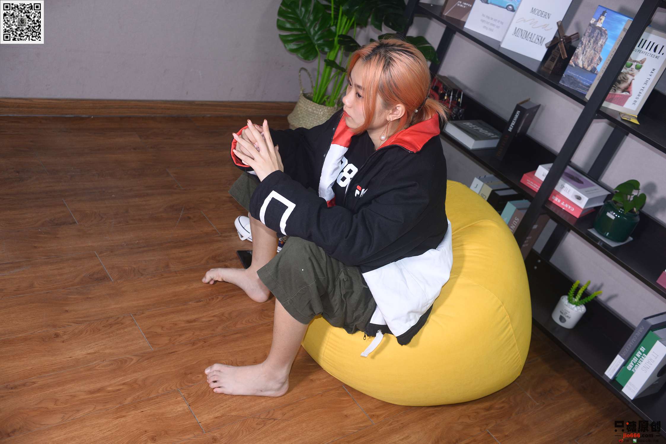 图片[173]-[只糖棉袜]NO.210 彤彤 诗也简单，心也简单[219P] – 速更版-美库