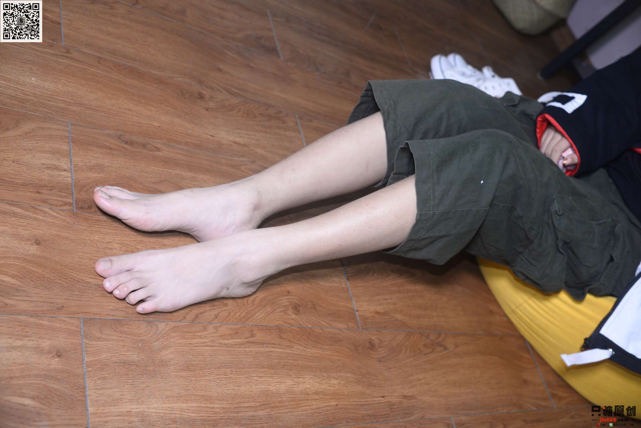 图片[185]-[只糖棉袜]NO.210 彤彤 诗也简单，心也简单[219P] – 速更版-美库