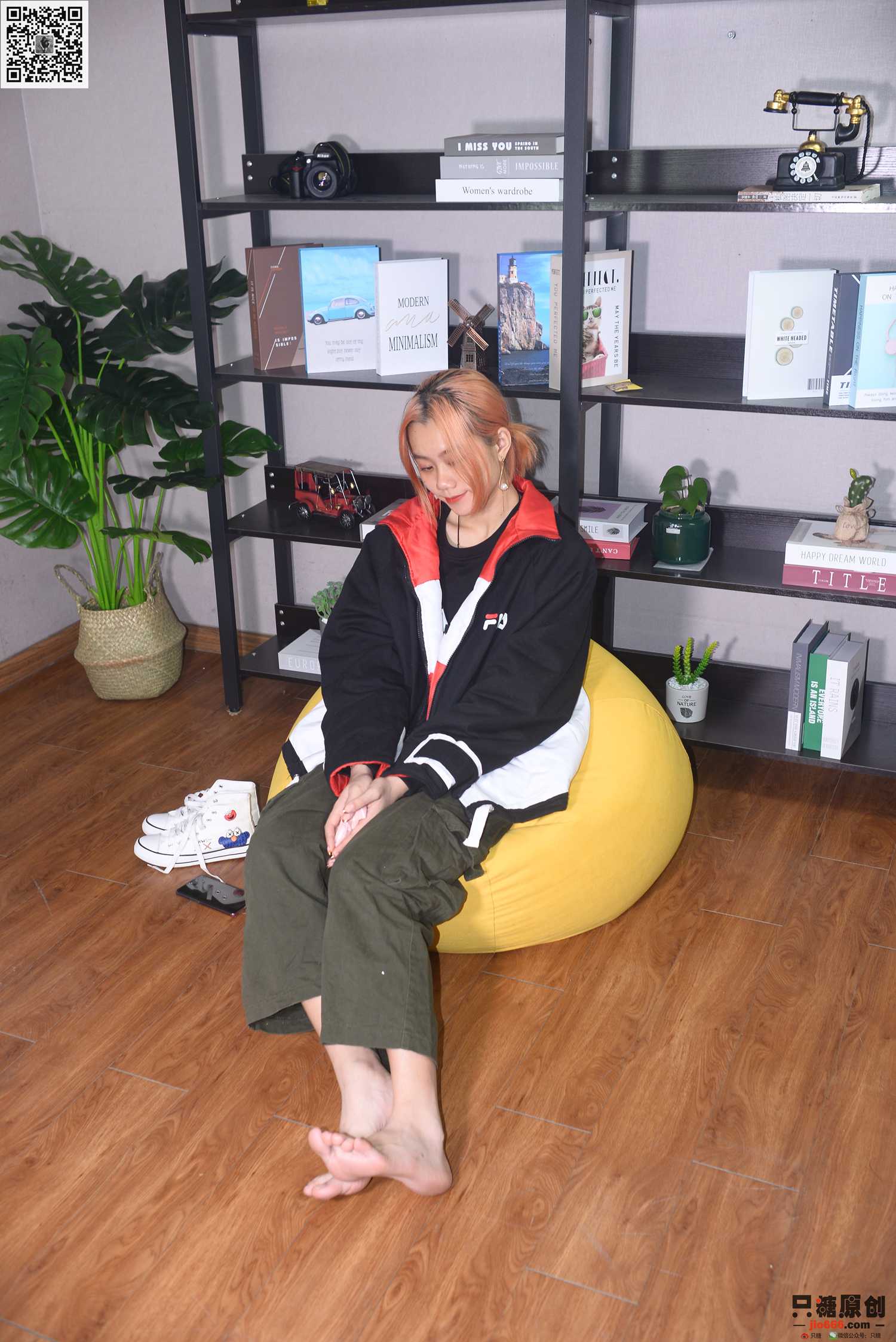 图片[200]-[只糖棉袜]NO.210 彤彤 诗也简单，心也简单[219P] – 速更版-美库