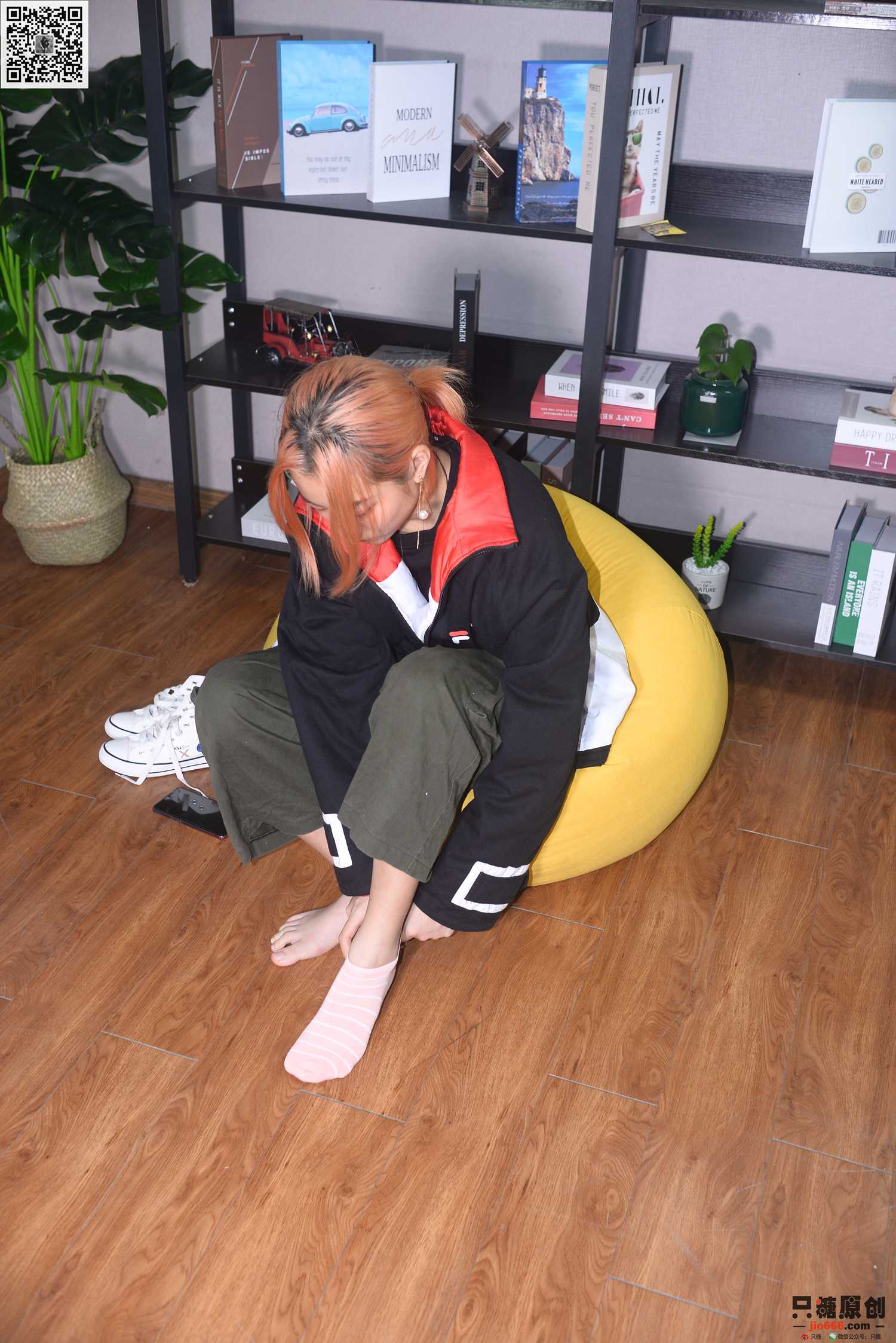 图片[202]-[只糖棉袜]NO.210 彤彤 诗也简单，心也简单[219P] – 速更版-美库