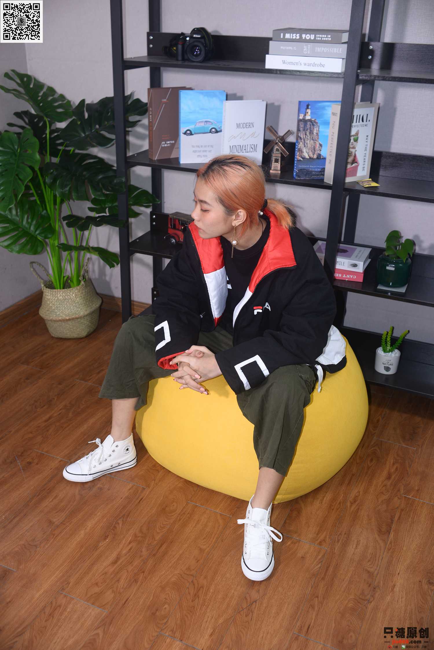 图片[210]-[只糖棉袜]NO.210 彤彤 诗也简单，心也简单[219P] – 速更版-美库