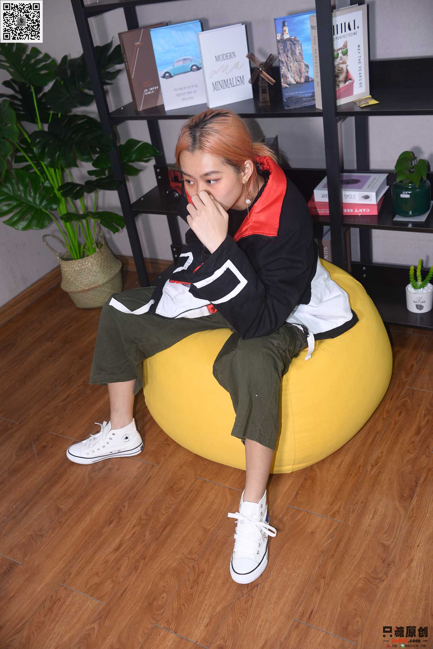 图片[214]-[只糖棉袜]NO.210 彤彤 诗也简单，心也简单[219P] – 速更版-美库