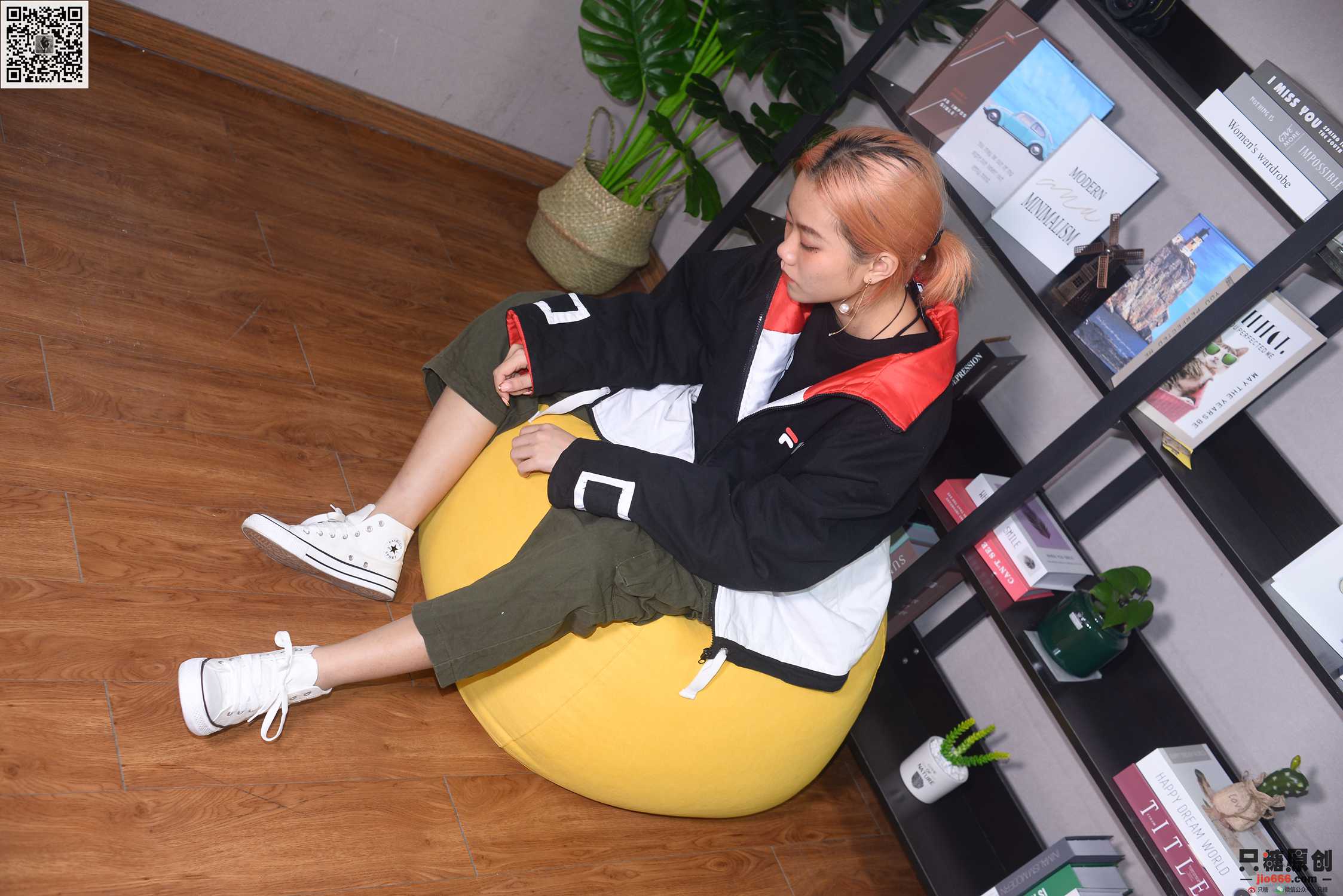 图片[220]-[只糖棉袜]NO.210 彤彤 诗也简单，心也简单[219P] – 速更版-美库