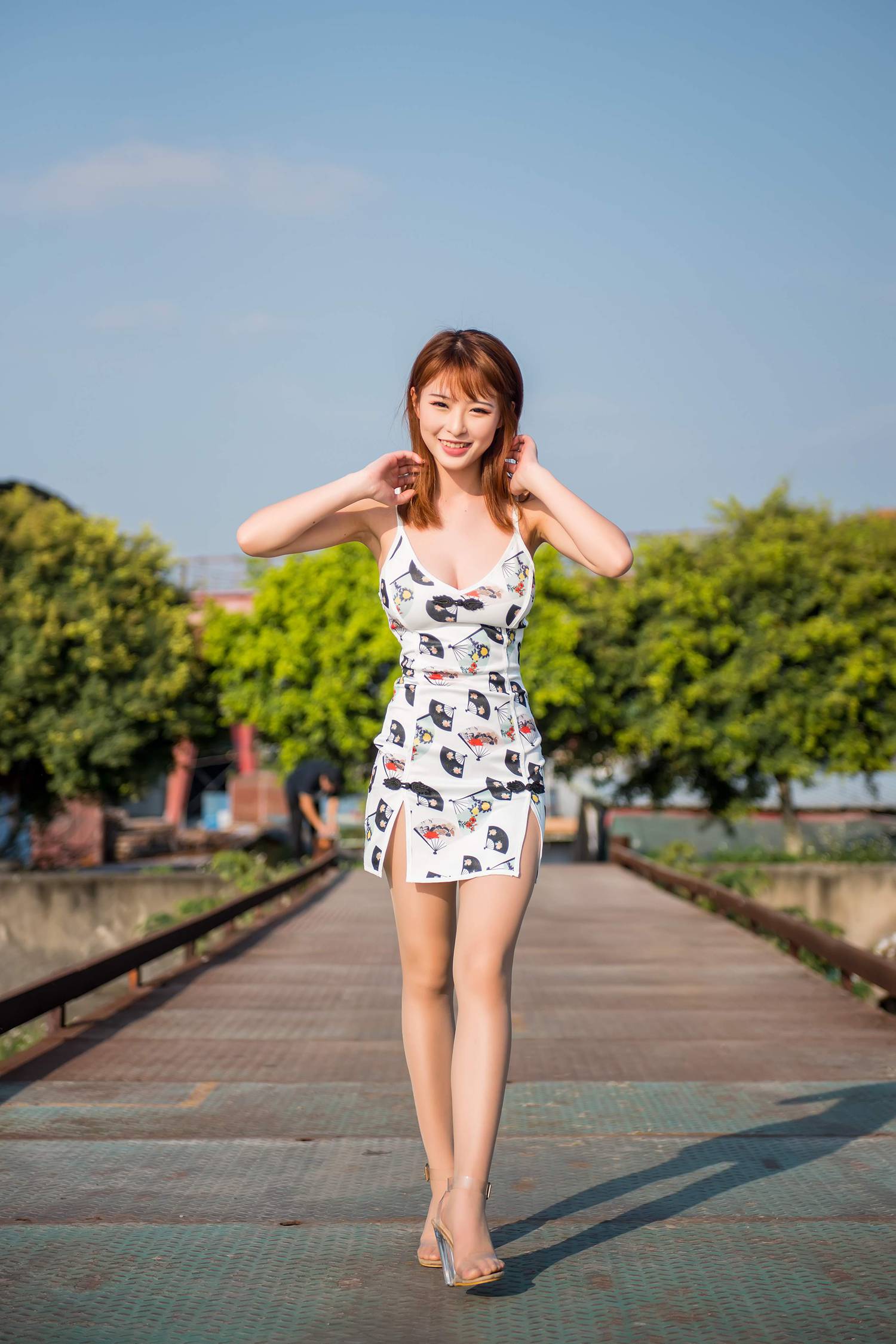 图片[25]-清水由乃 外拍紧身裙肉丝套图1 [120P] – 速更版-美库