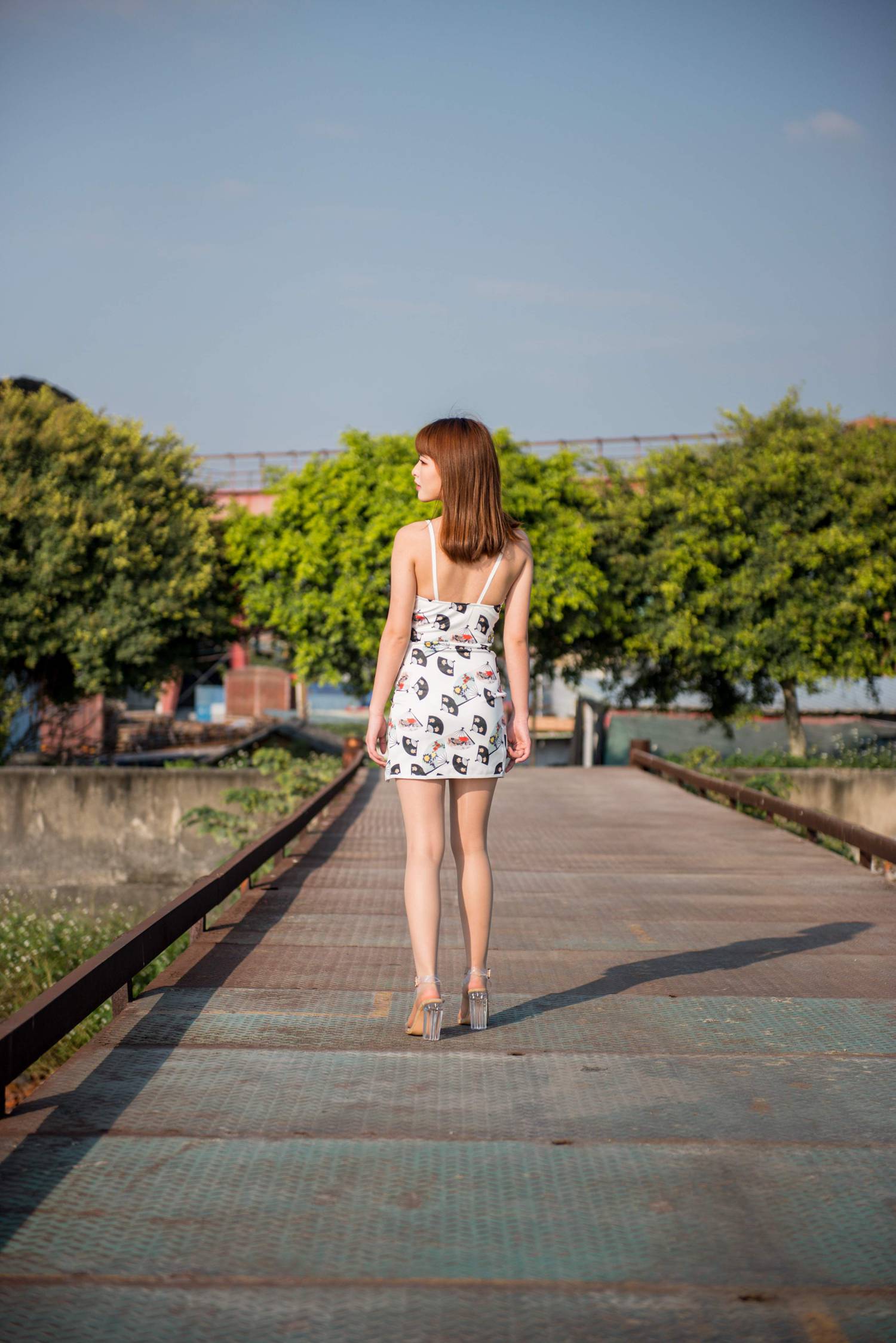 图片[120]-清水由乃 外拍紧身裙肉丝套图1 [120P] – 速更版-美库