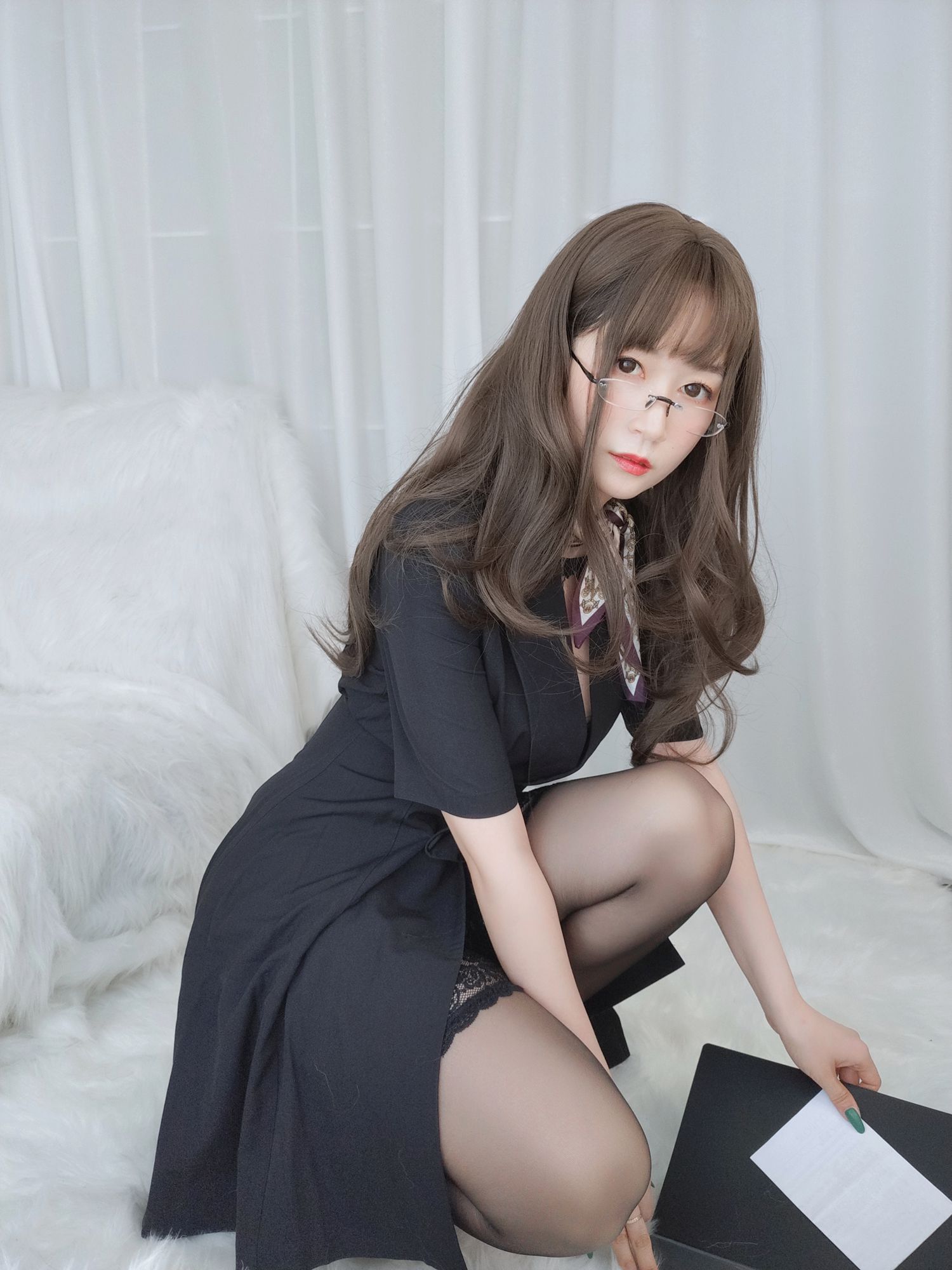 图片[119]-Coser小姐姐白银 – OL下的内衣 [124P] – 速更版-美库