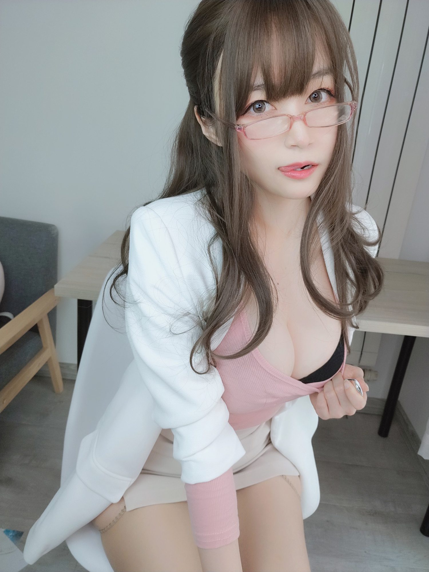 图片[136]-白银81 – 下班后的甜美后辈 [153P] – 速更版-美库