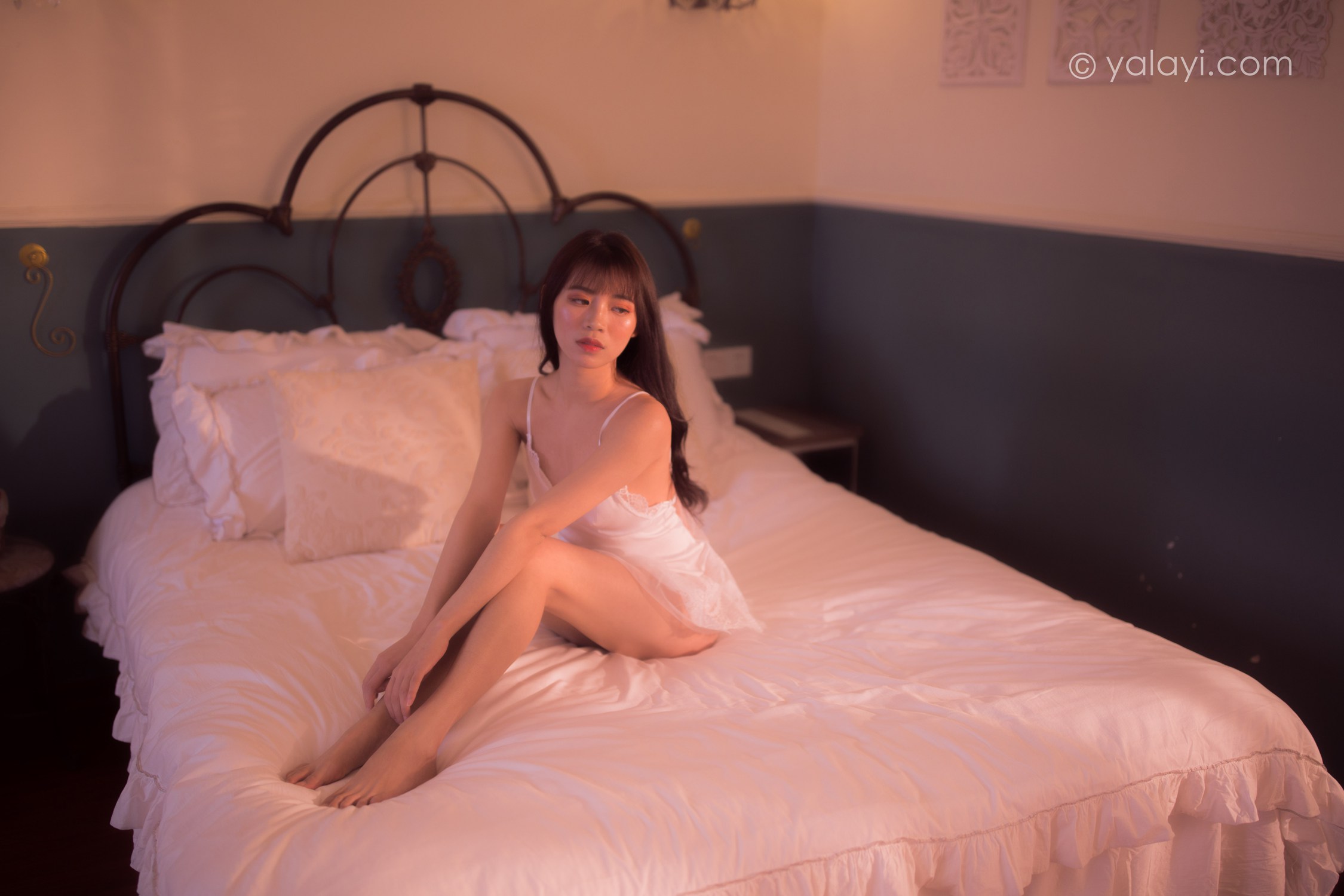 图片[26]-[YALAYI雅拉伊]2021.03.03 NO.769 拥抱着你送的花 京京[47+1P] – 速更版-美库