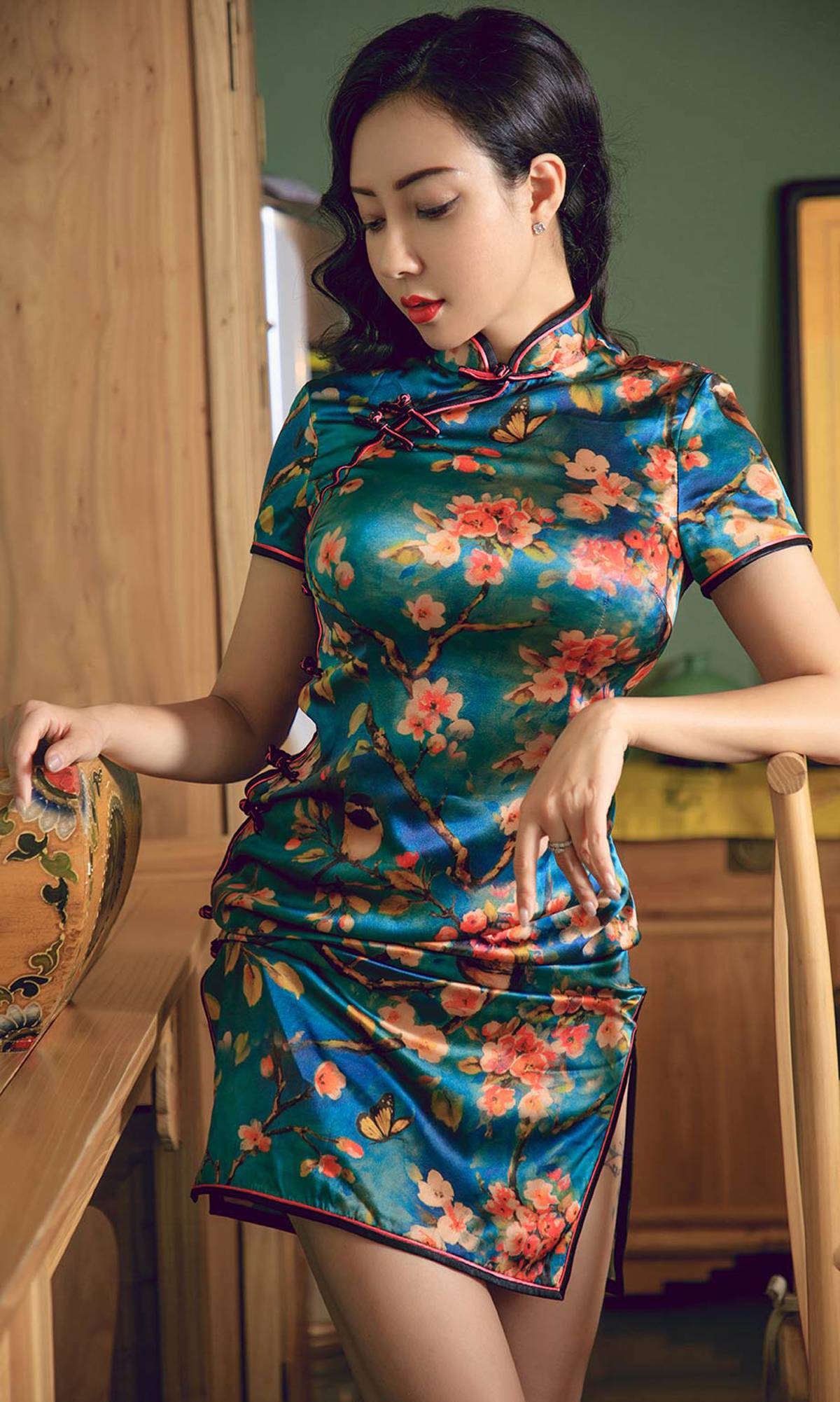 图片[36]-[Ugirls爱尤物] 2019.10.09 No.1603 果儿Victoria 很久以前我爱你 [35P] – 速更版-美库