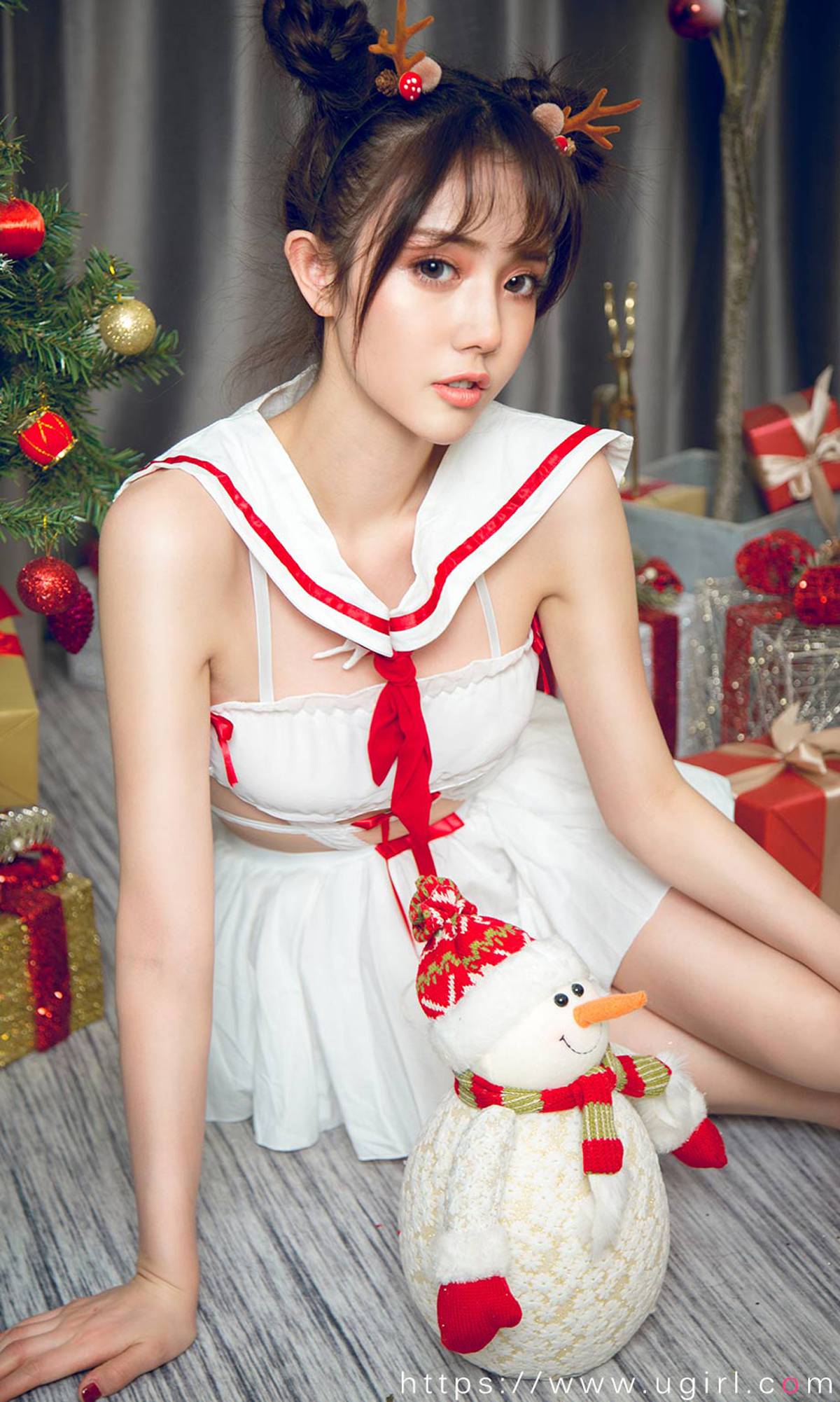 图片[14]-[Ugirls爱尤物] 2019.12.24 No.1679 唐小糖 制服少女圣诞秀 [35P] – 速更版-美库