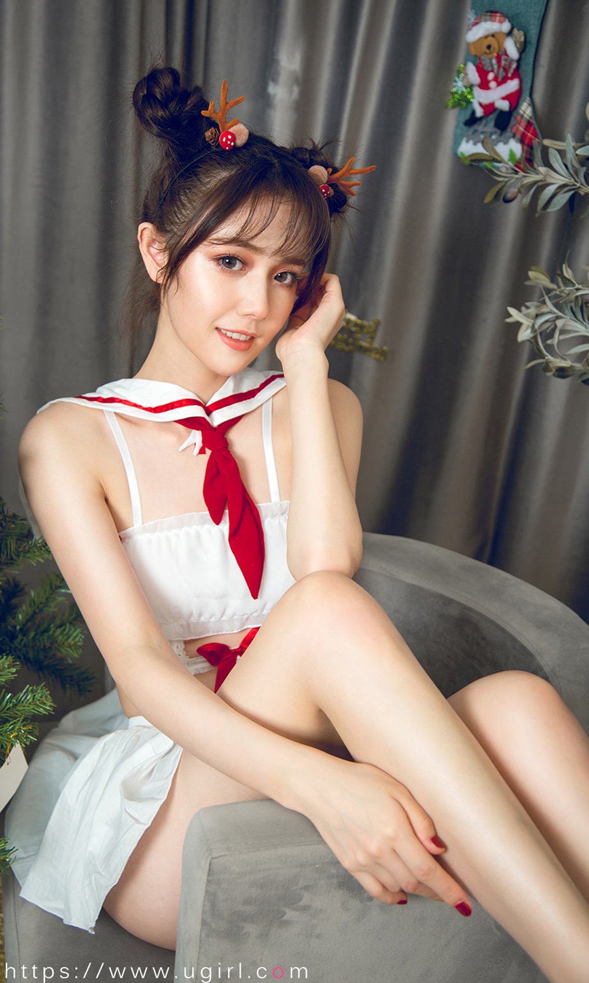 图片[17]-[Ugirls爱尤物] 2019.12.24 No.1679 唐小糖 制服少女圣诞秀 [35P] – 速更版-美库