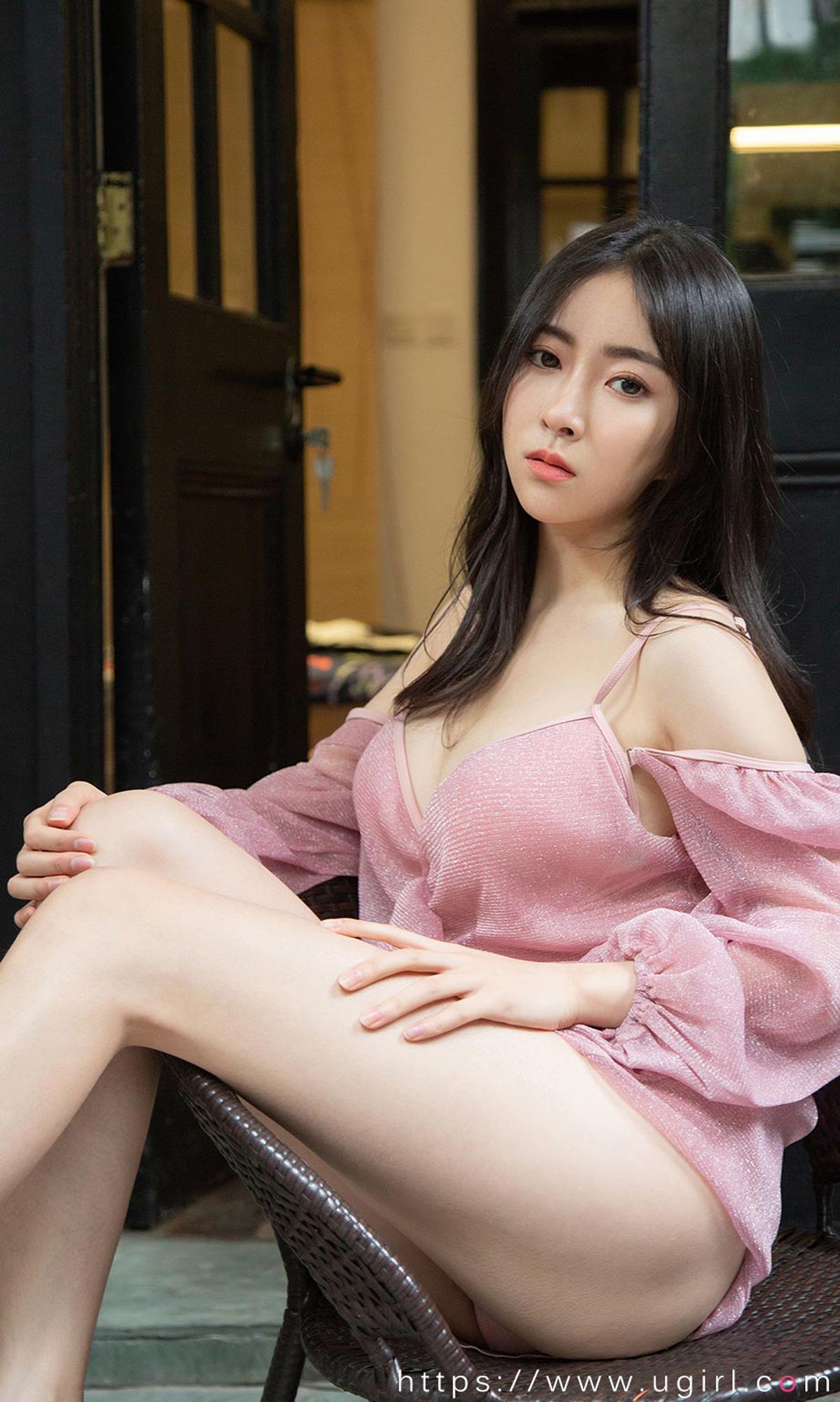 图片[17]-[Ugirls尤果网] 爱尤物 2020.03.23 No.1769 林小艺 小艺思 [35P] – 速更版-美库