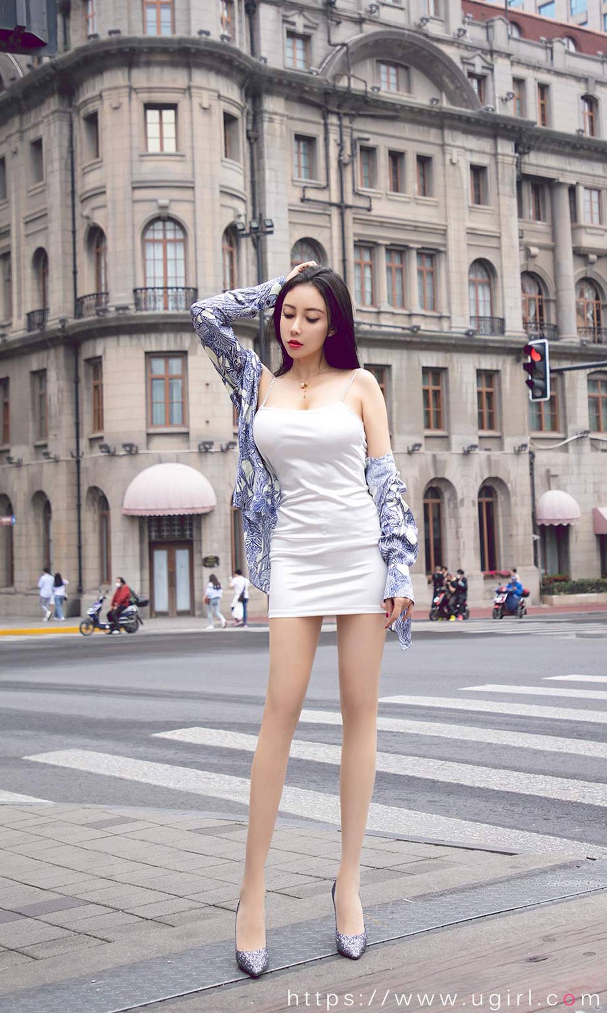 图片[19]-[Ugirls尤果网]爱尤物 2020.08.15 No.1888 果儿Victoria 精致的迷人精 [35P] – 速更版-美库