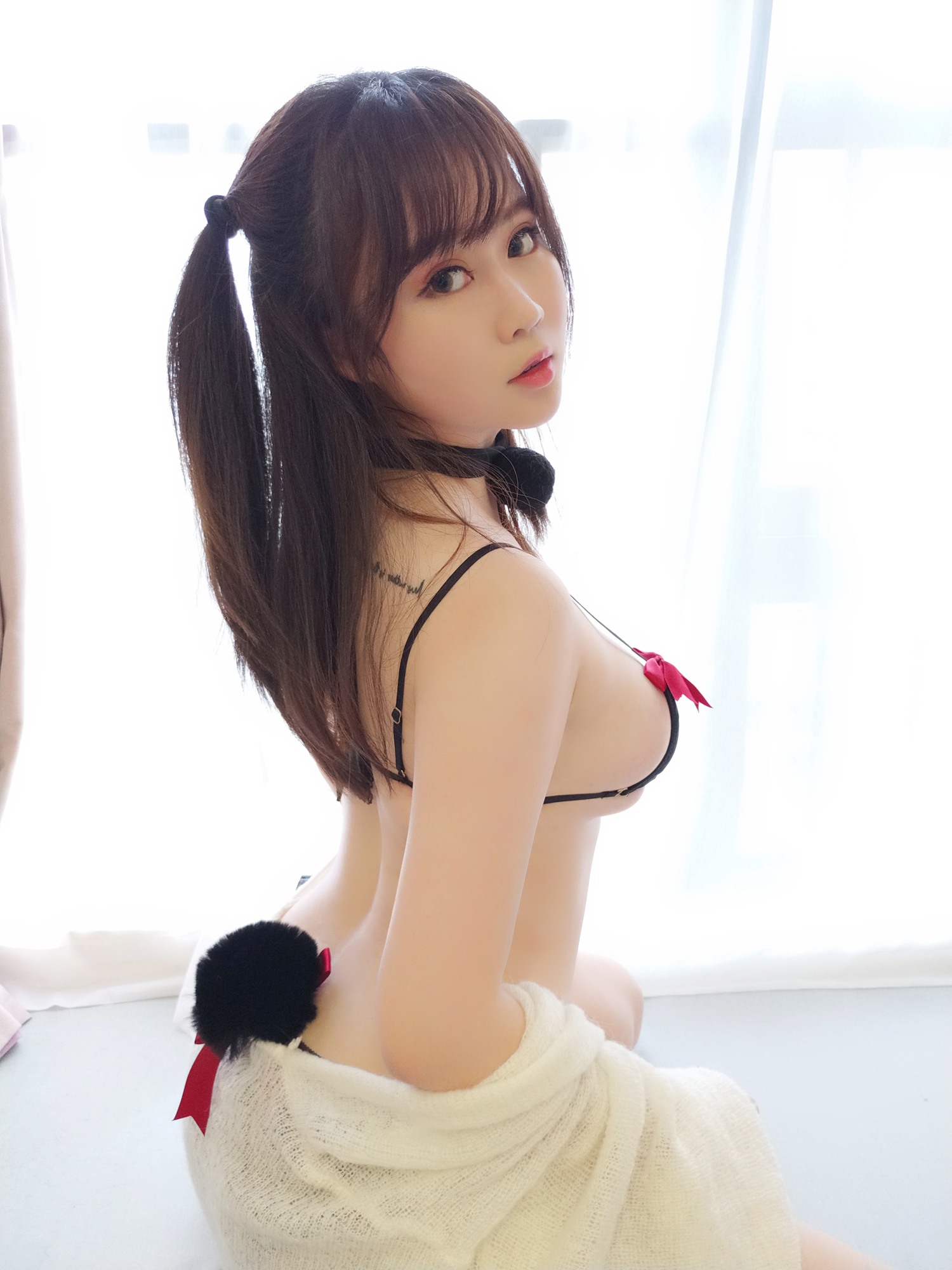 图片[13]-是依酱吖 – 黑色情趣内衣[28P] – 速更版-美库