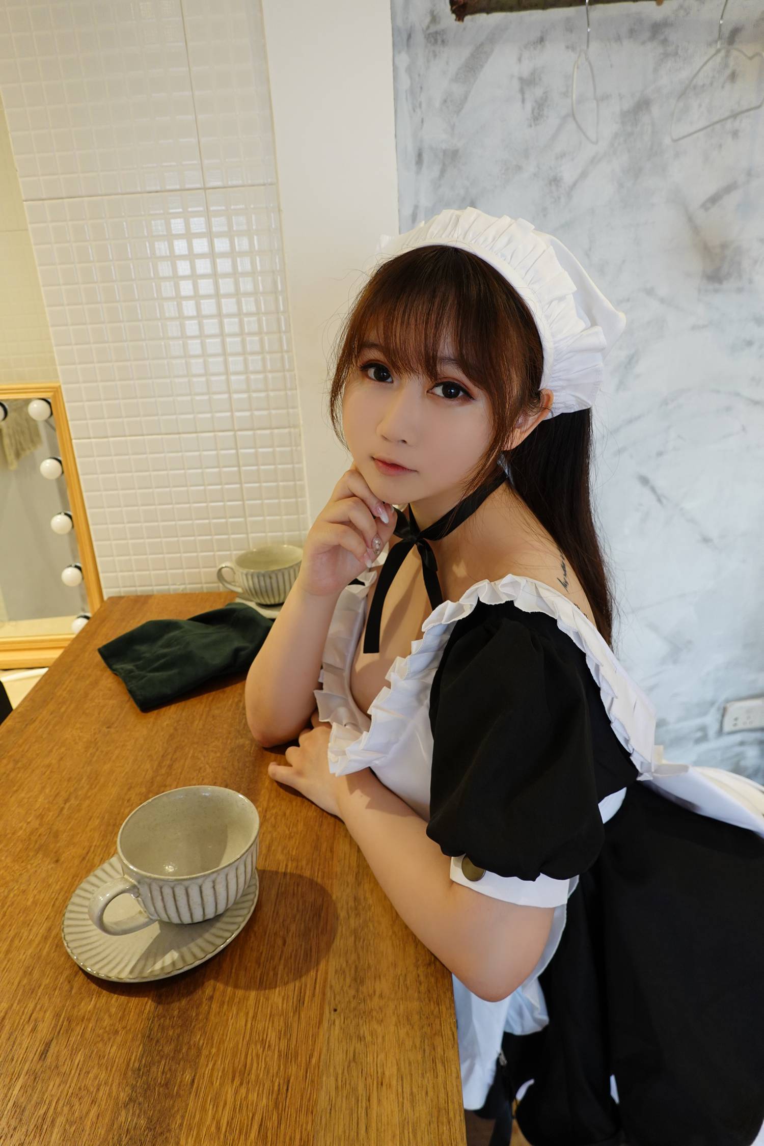 图片[11]-是依酱吖 – 女仆破洞黑丝装[22P] – 速更版-美库