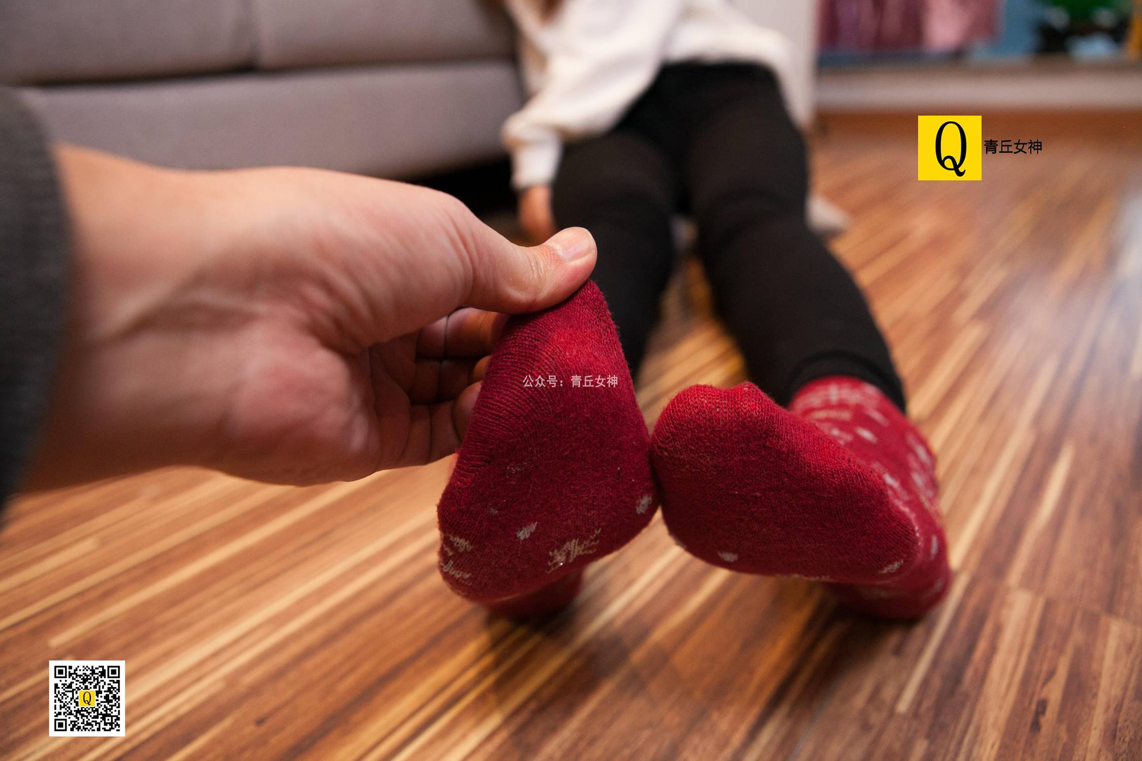 图片[13]-[青丘女神]2017.12.24 秋秋 居家棉袜过圣诞 – 速更版-美库