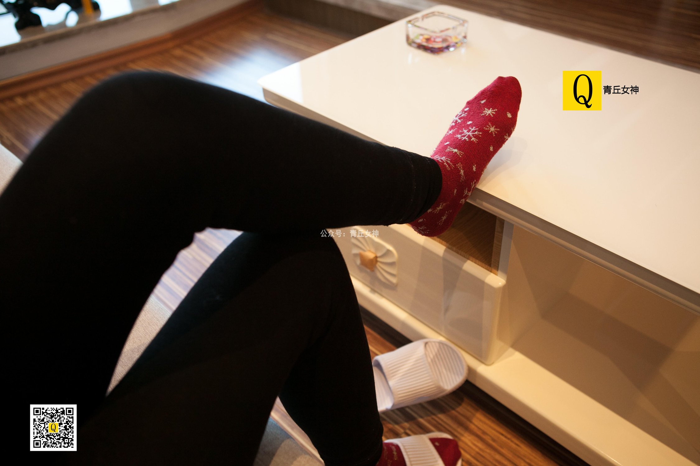 图片[56]-[青丘女神]2017.12.24 秋秋 居家棉袜过圣诞 – 速更版-美库
