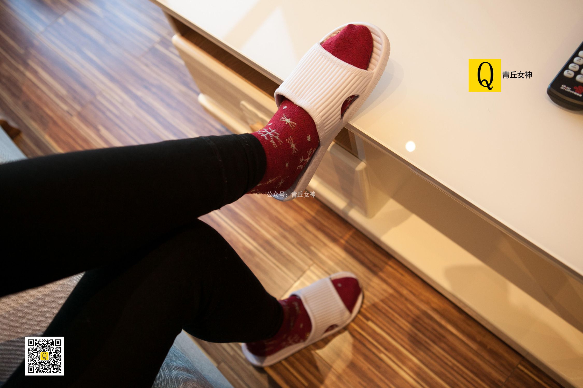 图片[57]-[青丘女神]2017.12.24 秋秋 居家棉袜过圣诞 – 速更版-美库