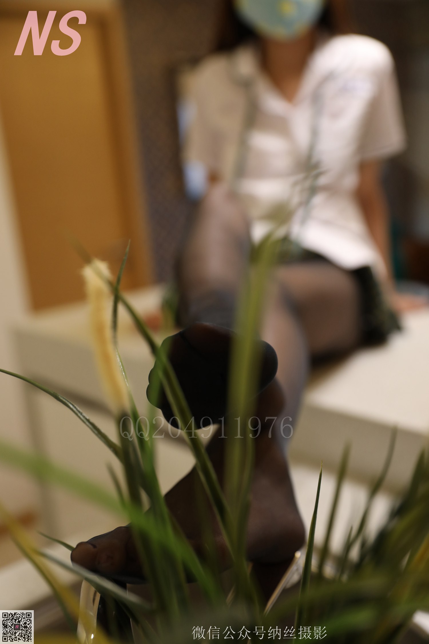 图片[37]-纳丝摄影 NO62 丝丝 吧台上的黑丝 – 速更版-美库