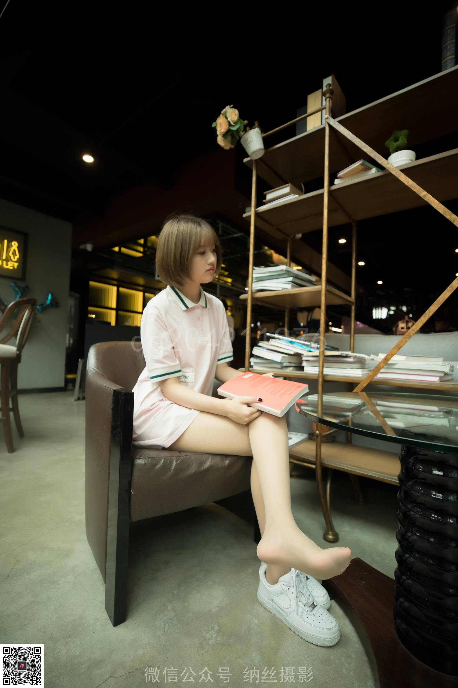 图片[32]-纳丝摄影 NO137 美研 网红物的长腿丝袜 – 速更版-美库