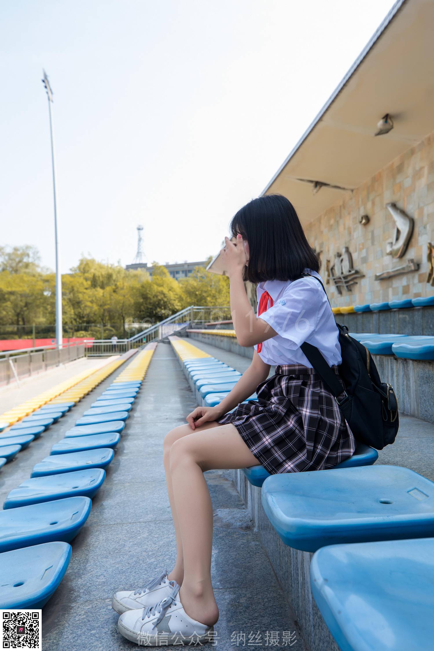 图片[62]-纳丝摄影 NO138 珍珍的毕业季 丝袜搭配帆布鞋 – 速更版-美库