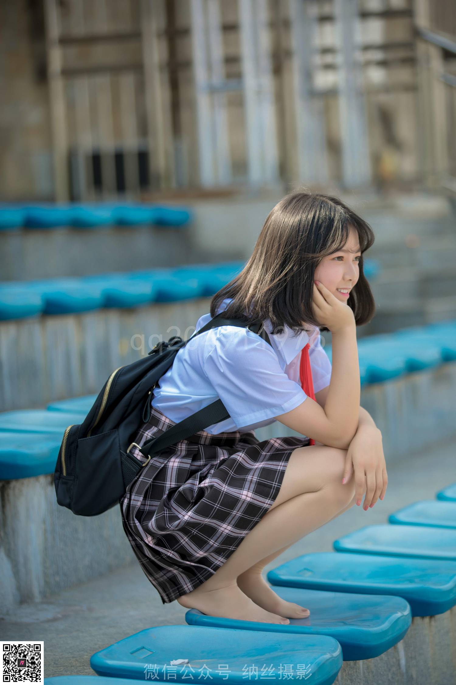 图片[69]-纳丝摄影 NO138 珍珍的毕业季 丝袜搭配帆布鞋 – 速更版-美库