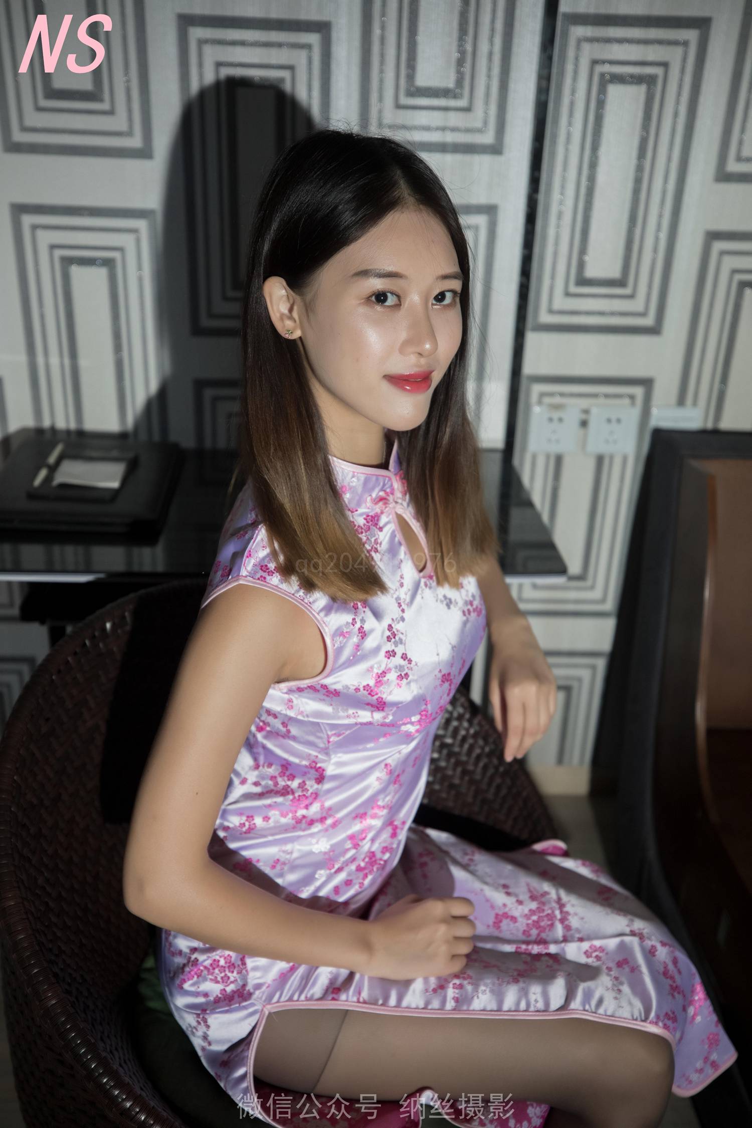 图片[67]-纳丝摄影 NO149 佳 旗袍油光丝袜 – 速更版-美库