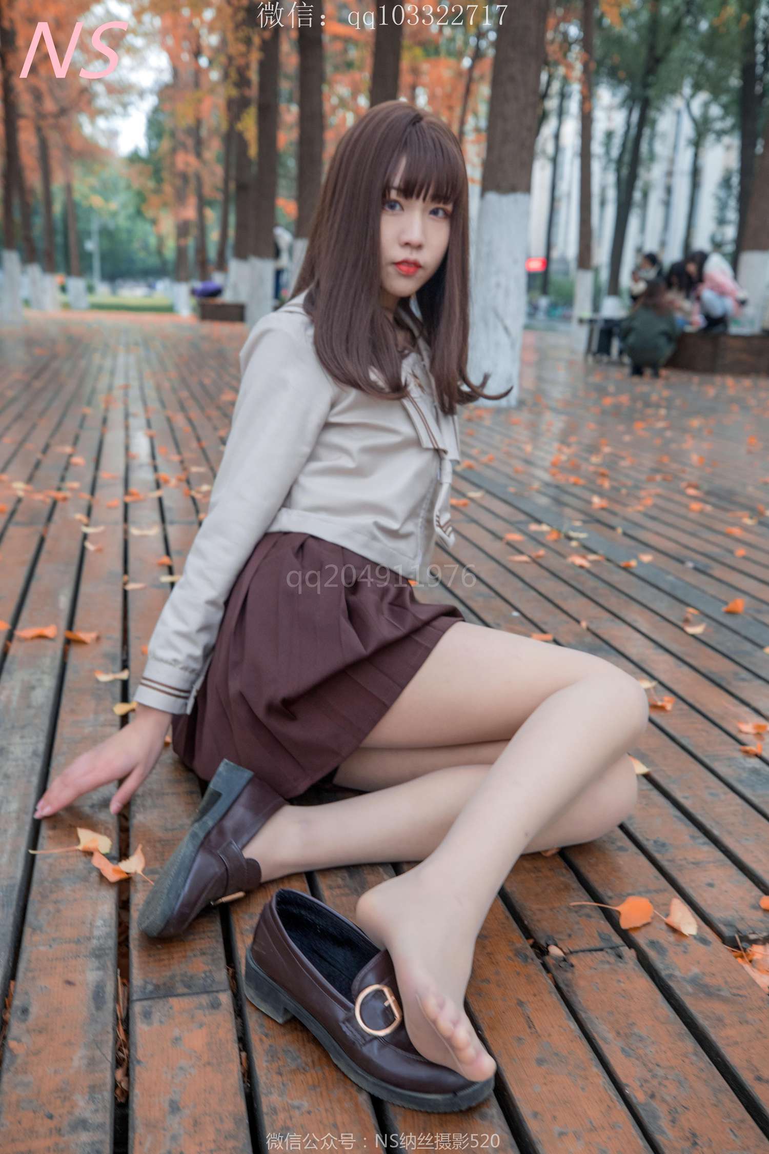 图片[32]-纳丝摄影 NO169 枫的花季丝袜 – 速更版-美库