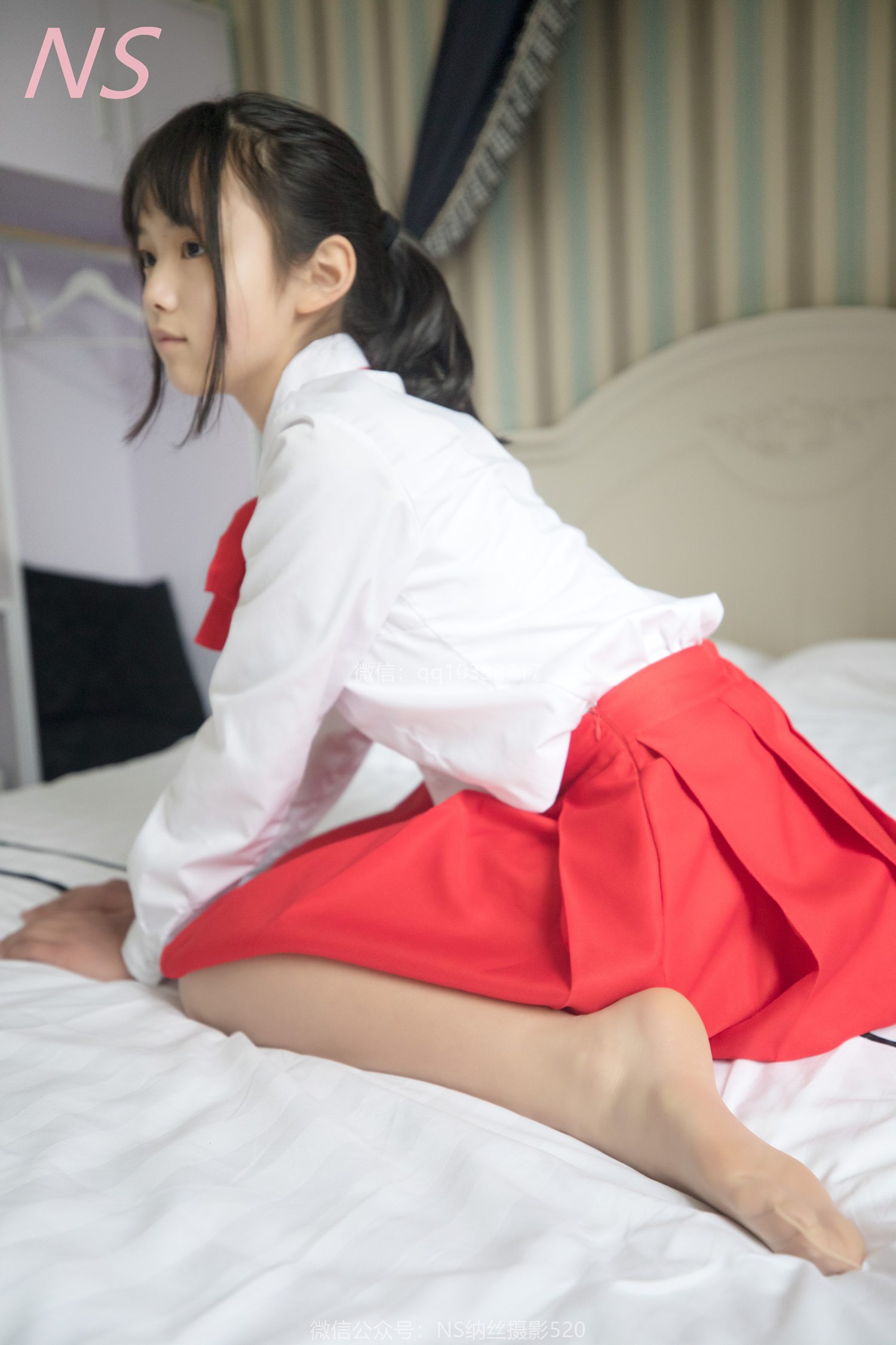 图片[24]-纳丝摄影 NO173 小莉 红色超短裙肉丝诱惑 – 速更版-美库