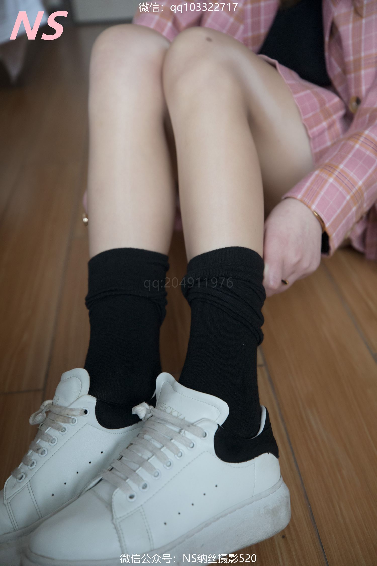 图片[60]-纳丝摄影 NO179 画画 高光丝袜 – 速更版-美库