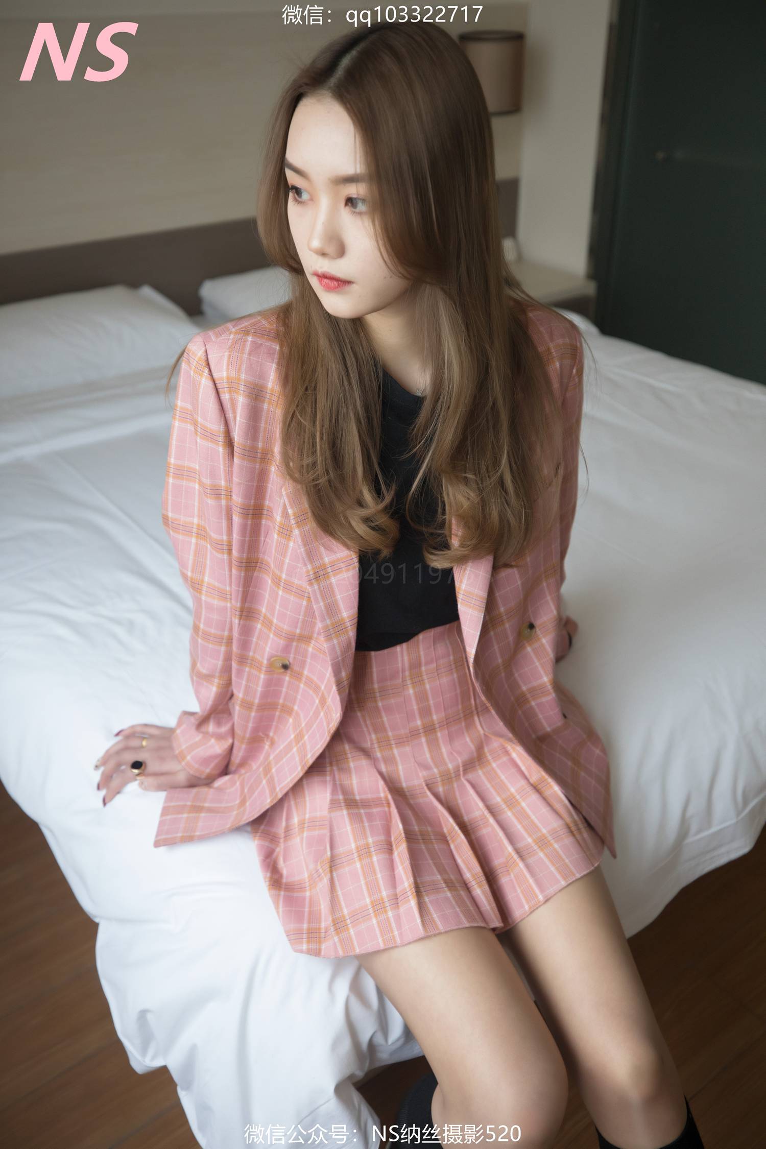 图片[67]-纳丝摄影 NO179 画画 高光丝袜 – 速更版-美库