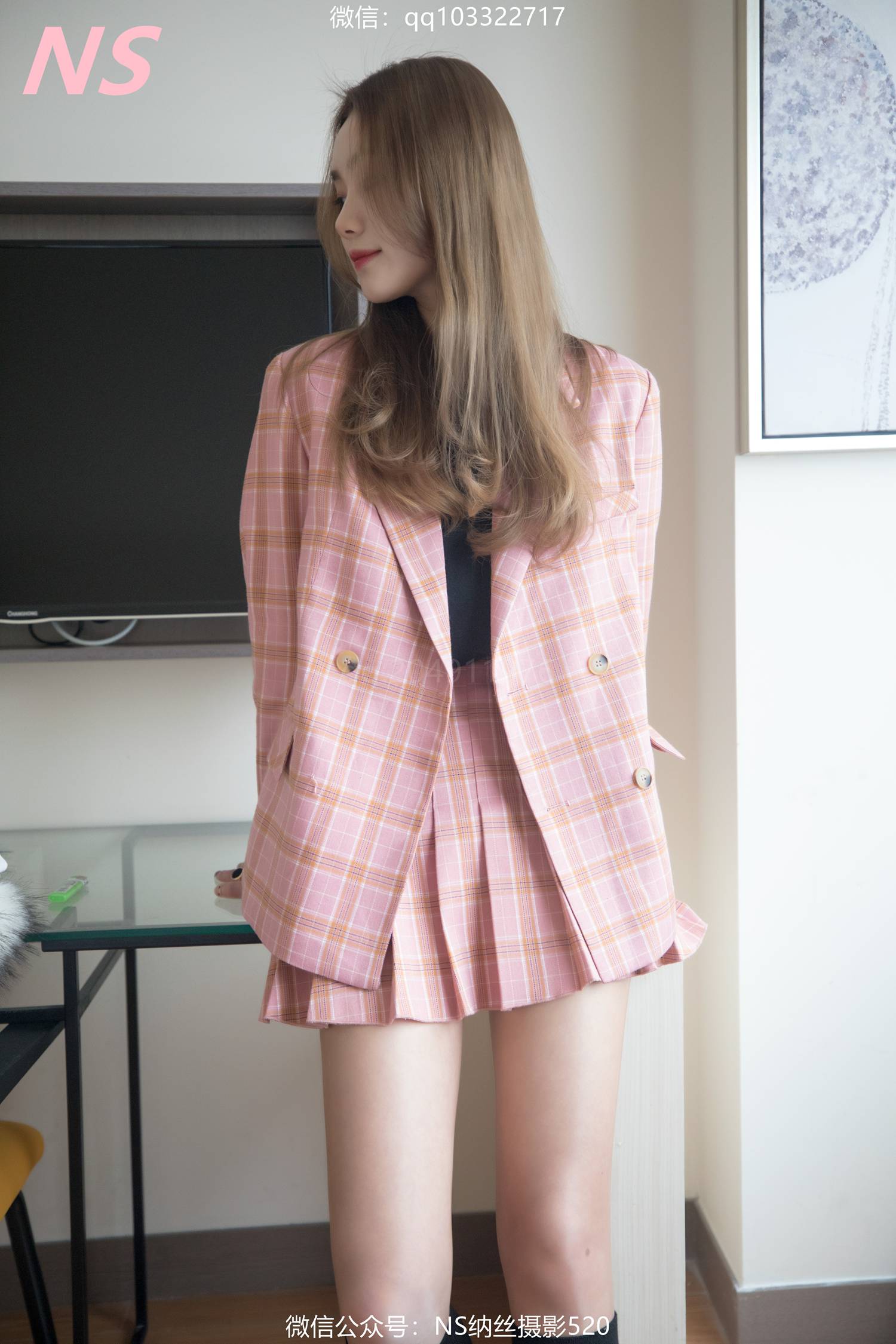 图片[71]-纳丝摄影 NO179 画画 高光丝袜 – 速更版-美库