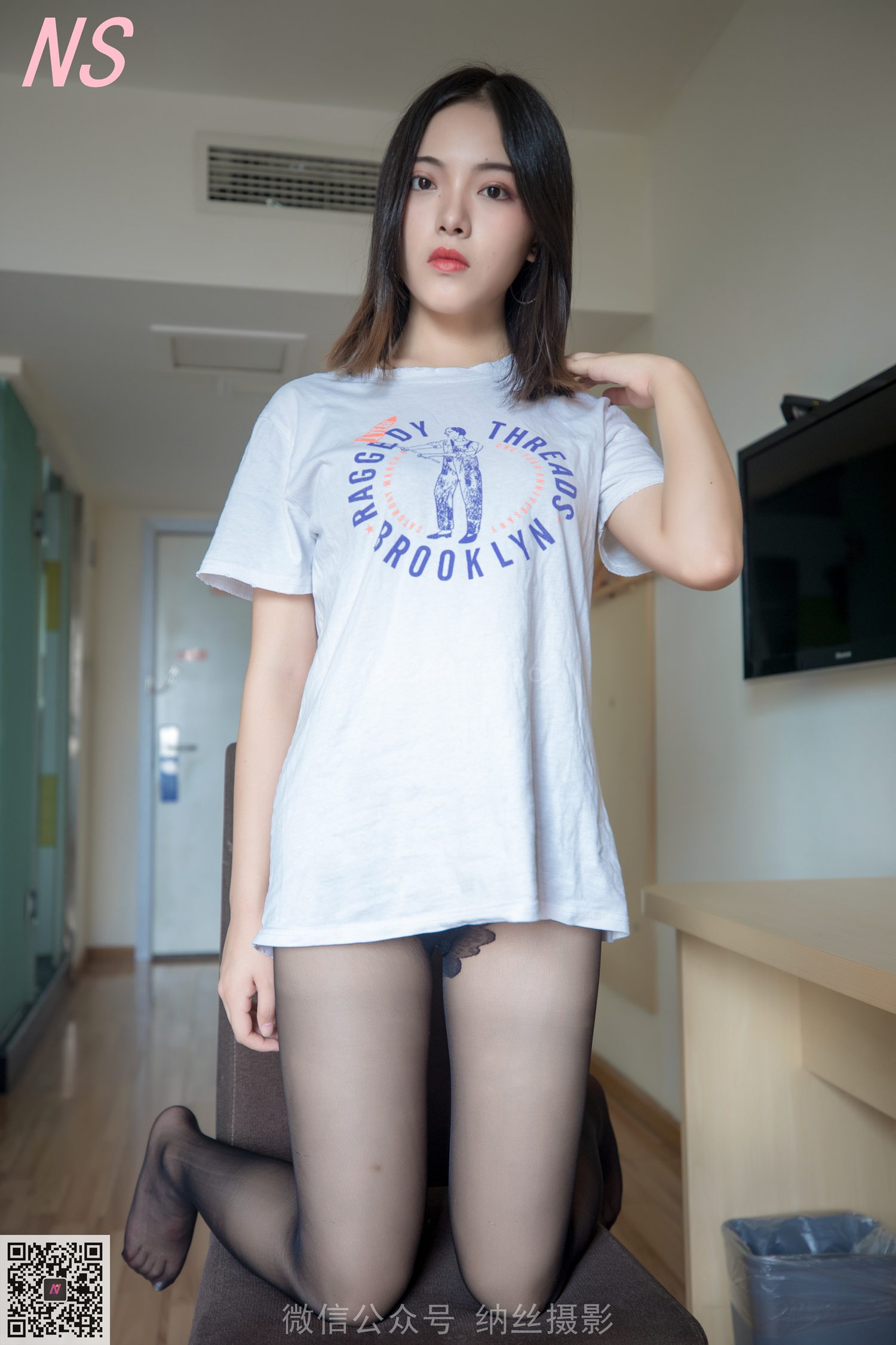 图片[35]-纳丝摄影 NO198 洋洋 无缝肉丝BY黑丝 – 速更版-美库