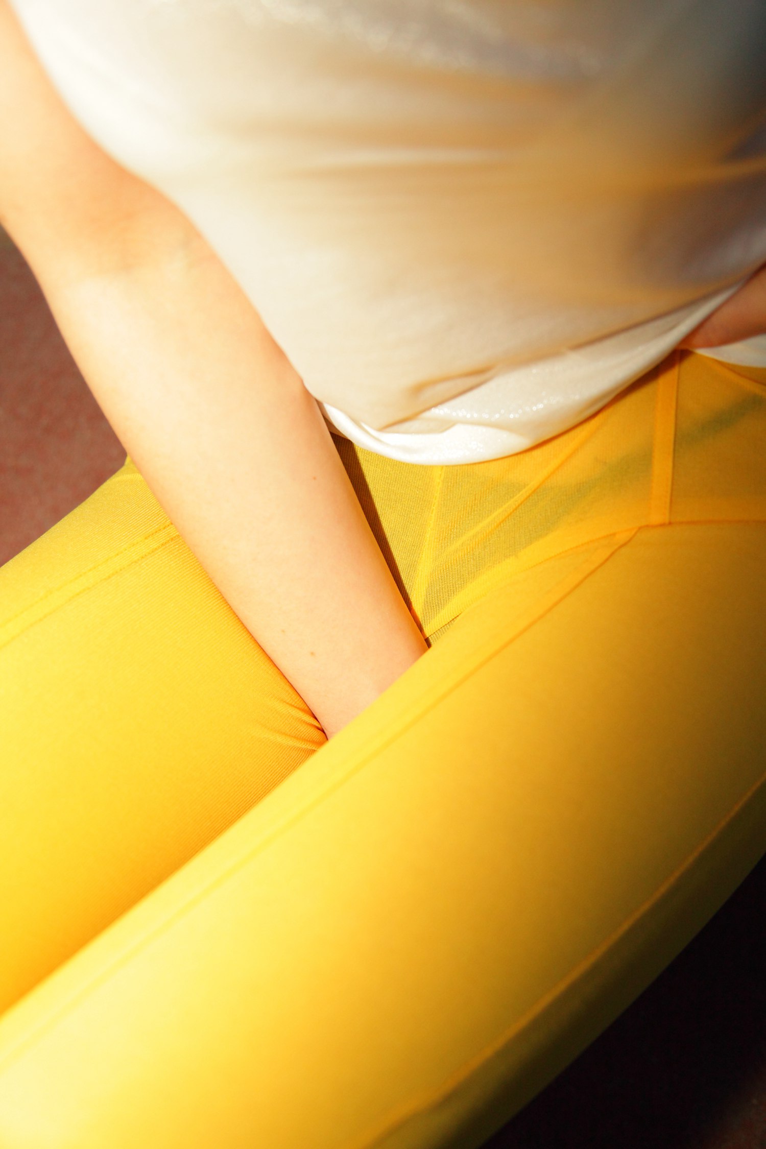 图片[37]-[AISS爱丝]写真 NO.005 黄色紧身裤[41P] – 速更版-美库