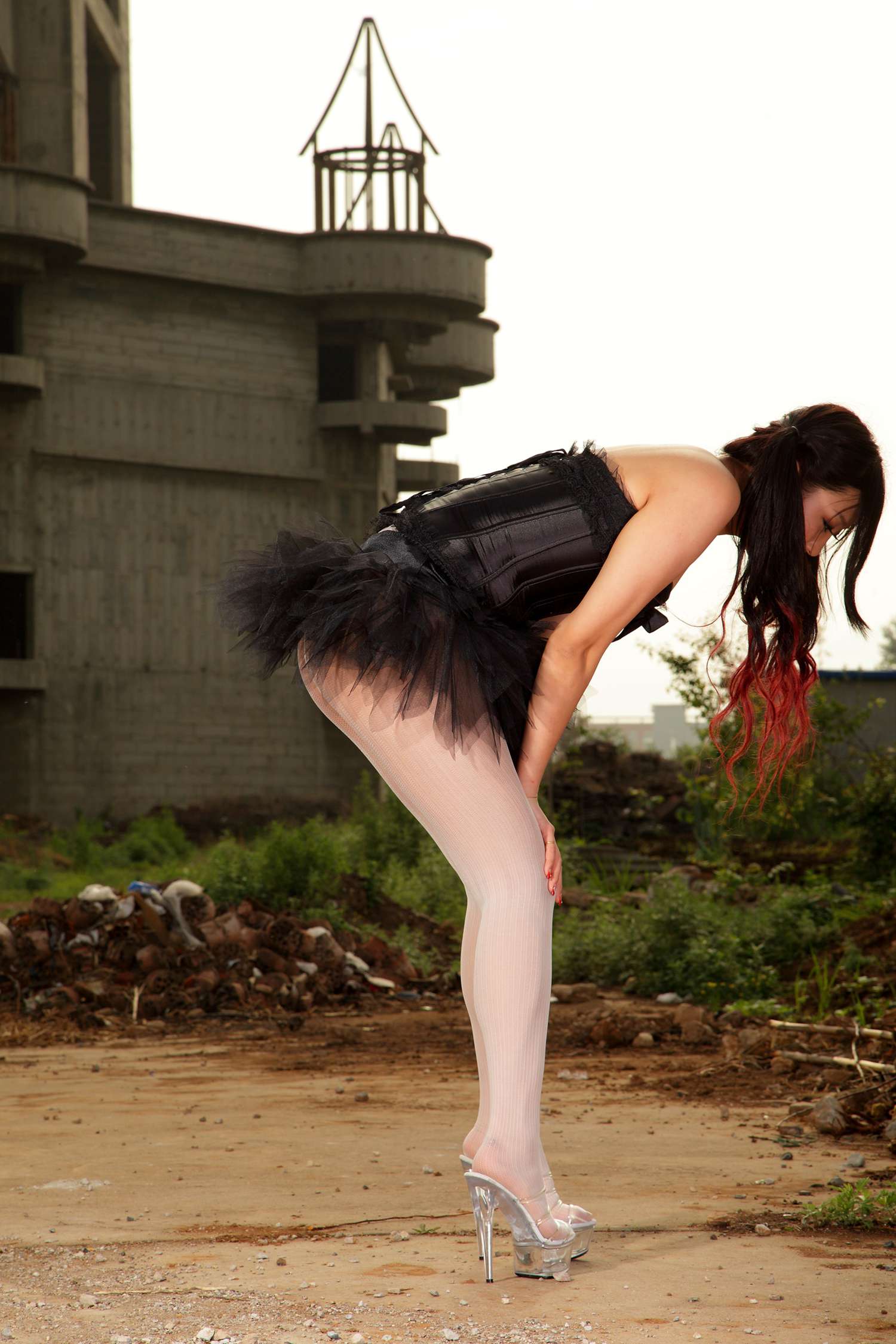 图片[64]-[AISS爱丝]写真 NO.010 古堡媚丝[99P] – 速更版-美库