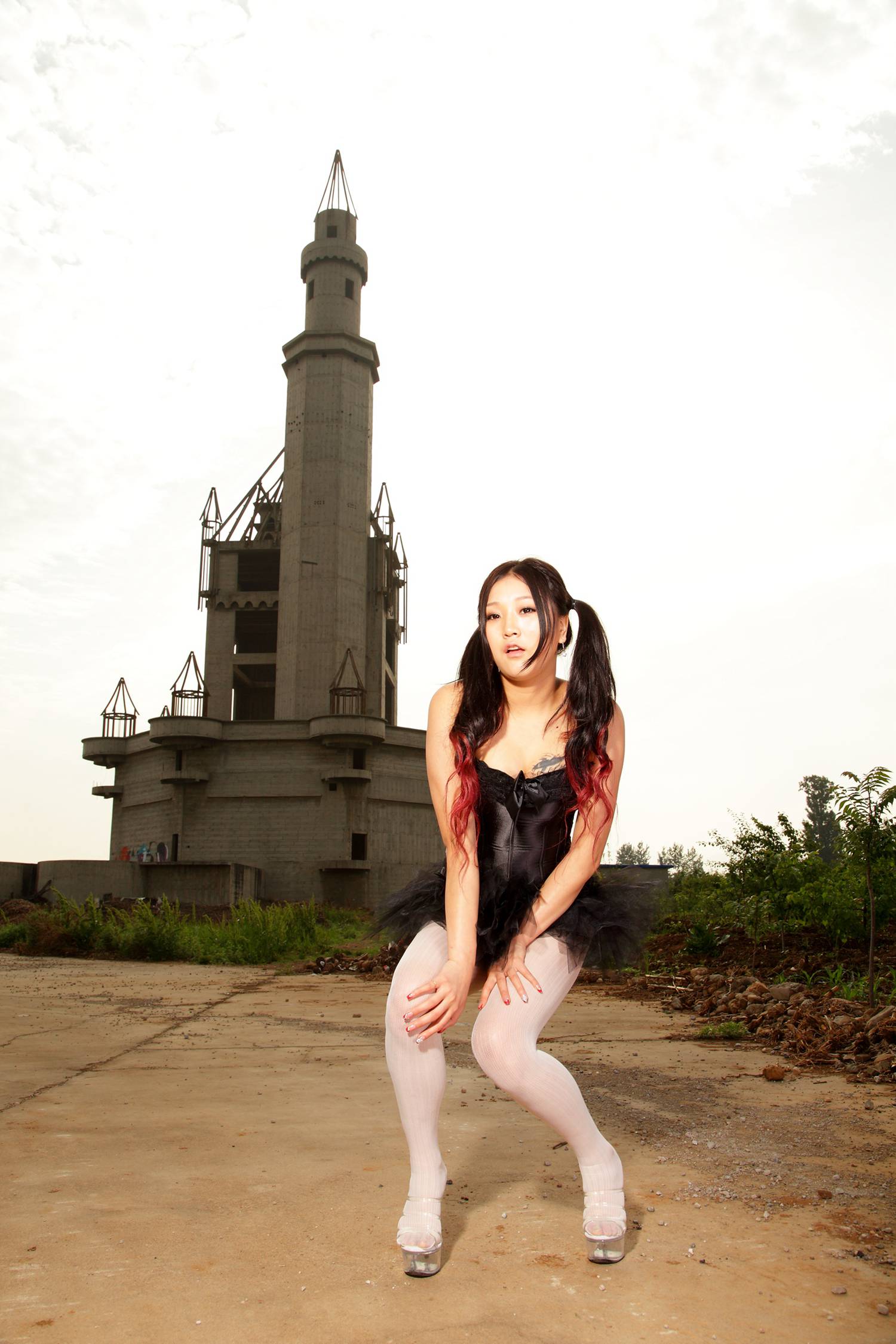 图片[74]-[AISS爱丝]写真 NO.010 古堡媚丝[99P] – 速更版-美库