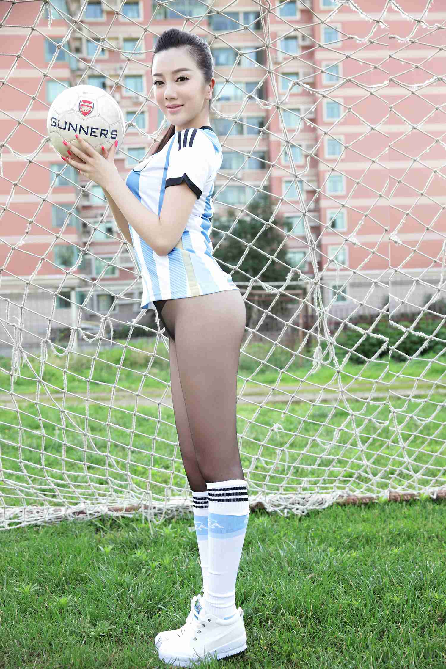 图片[105]-[AISS爱丝]写真 NO.022 绿茵场上，我只穿了黑丝[117P] – 速更版-美库