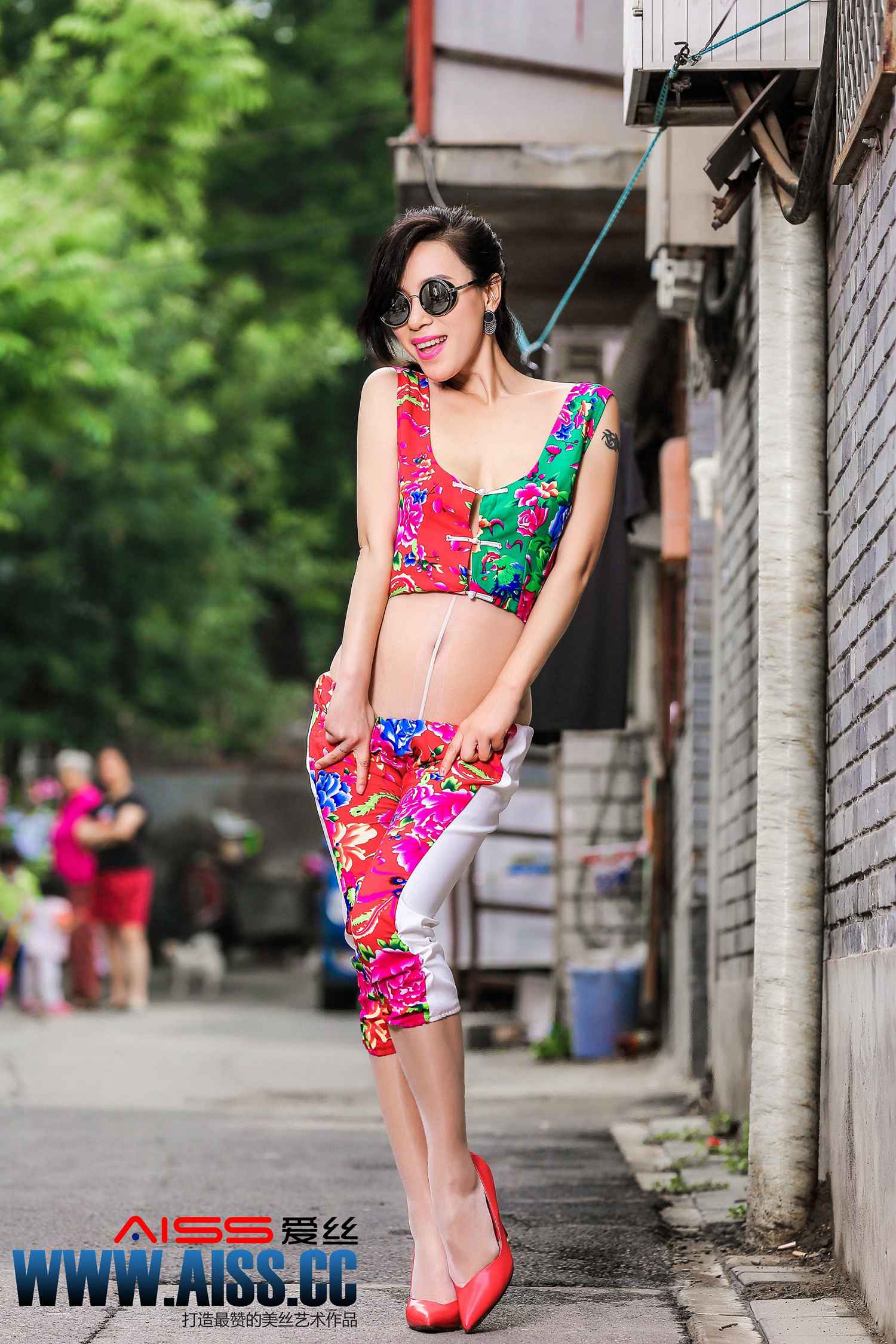 图片[47]-[AISS爱丝]写真 NO.060 巷陌[63P] – 速更版-美库