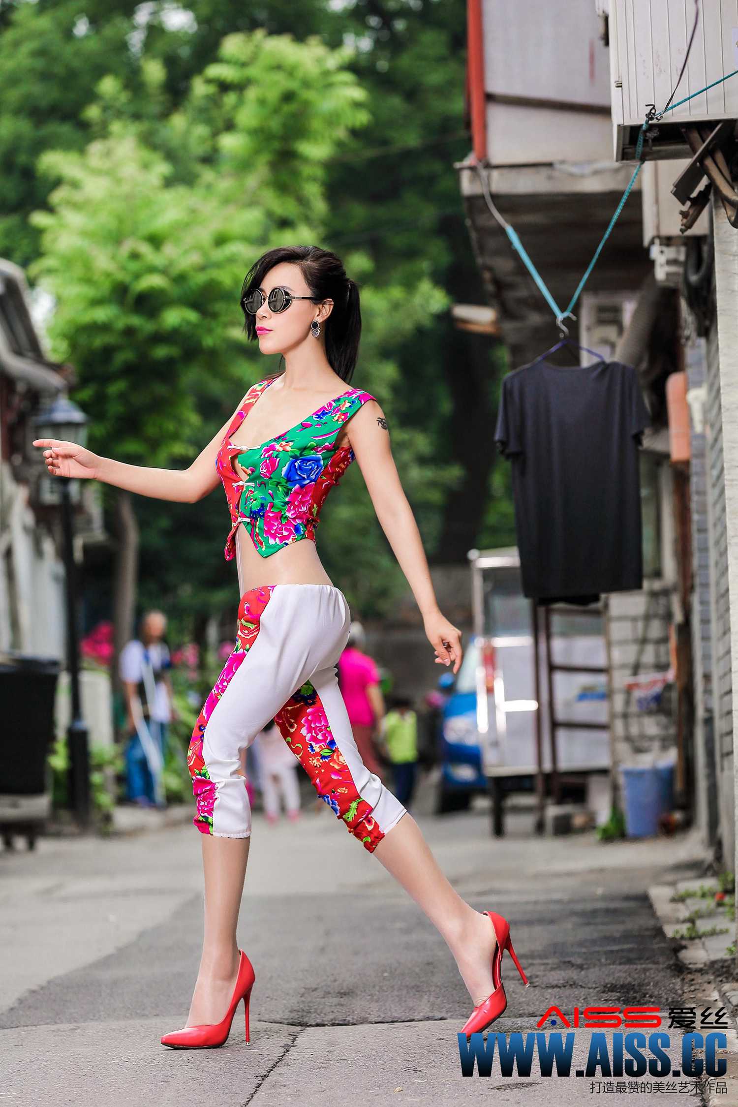 图片[48]-[AISS爱丝]写真 NO.060 巷陌[63P] – 速更版-美库