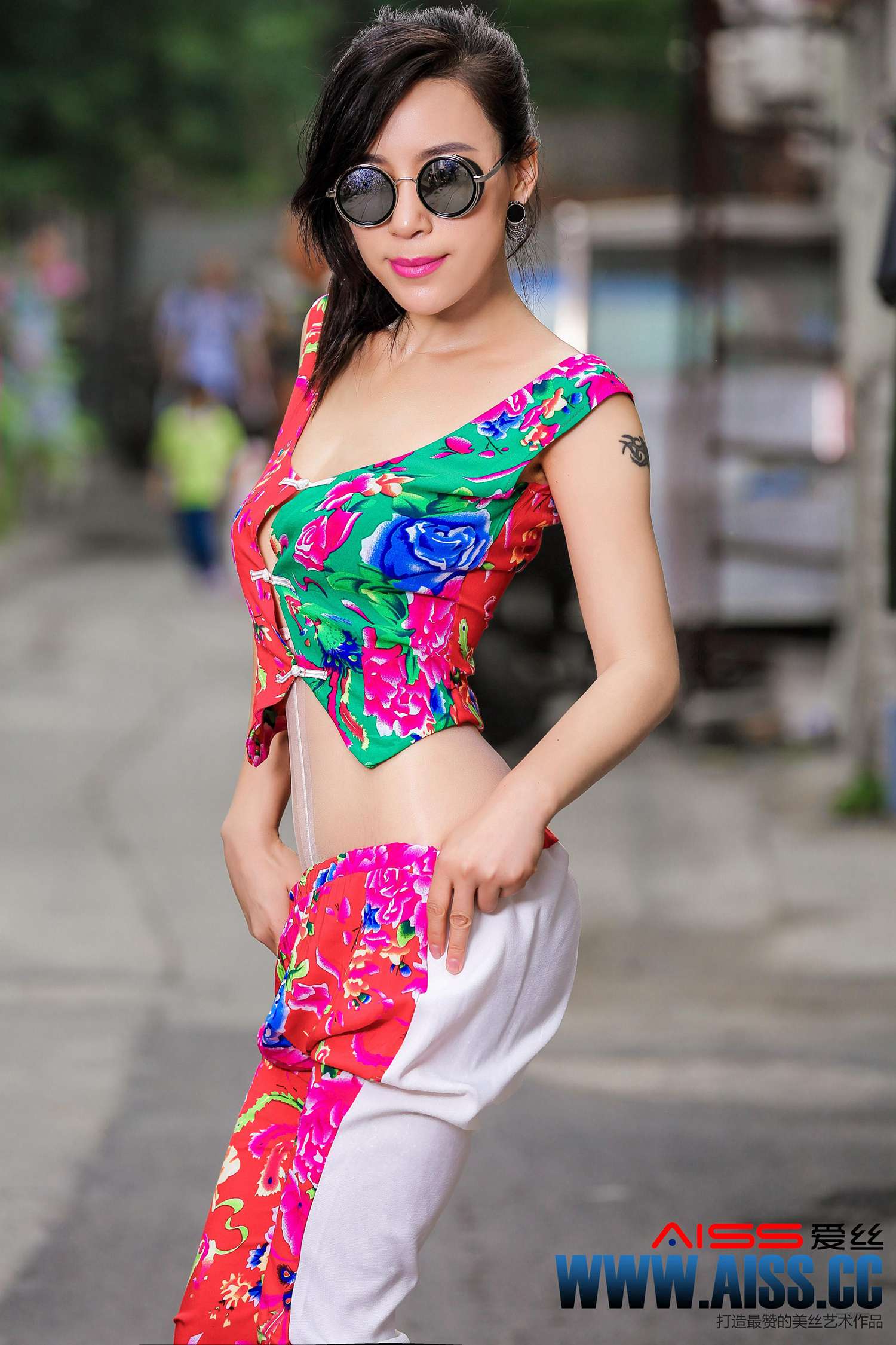 图片[50]-[AISS爱丝]写真 NO.060 巷陌[63P] – 速更版-美库