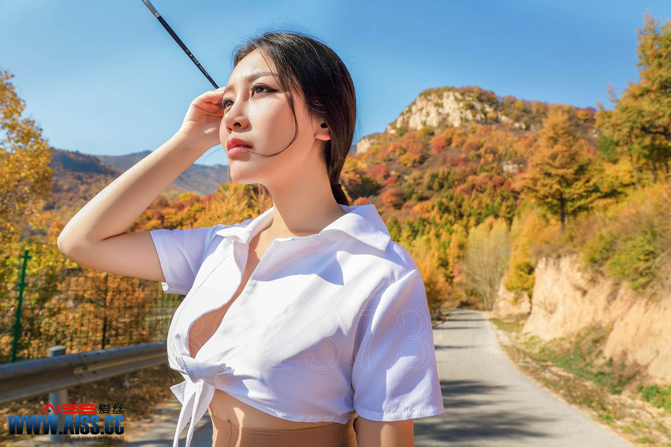 图片[36]-[AISS爱丝]写真 NO.073 秋日艺术家-感受篇[76P] – 速更版-美库