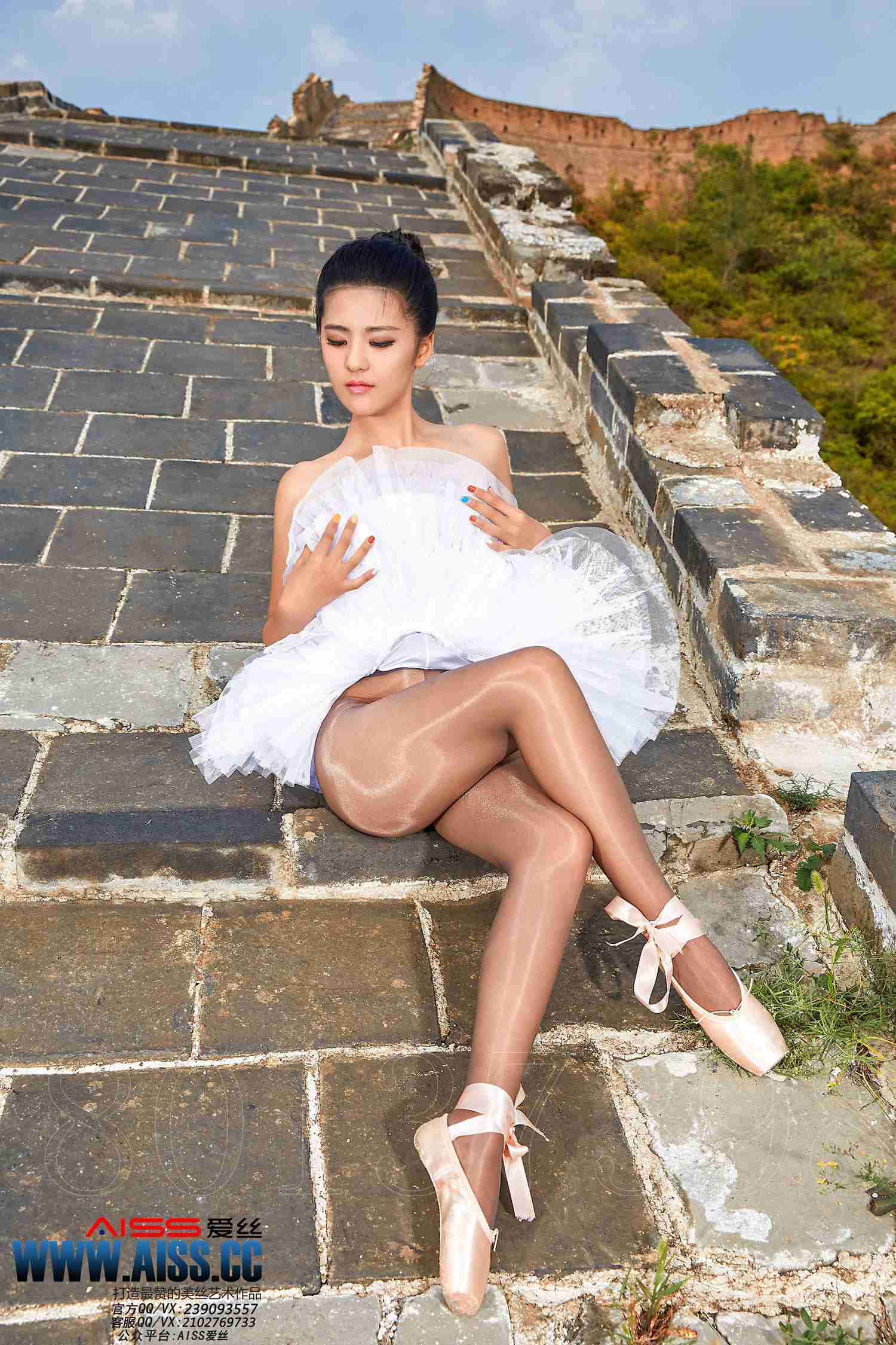 图片[13]-[AISS爱丝]写真 NO.087《长城之巅，丝袜之舞》[72P] – 速更版-美库