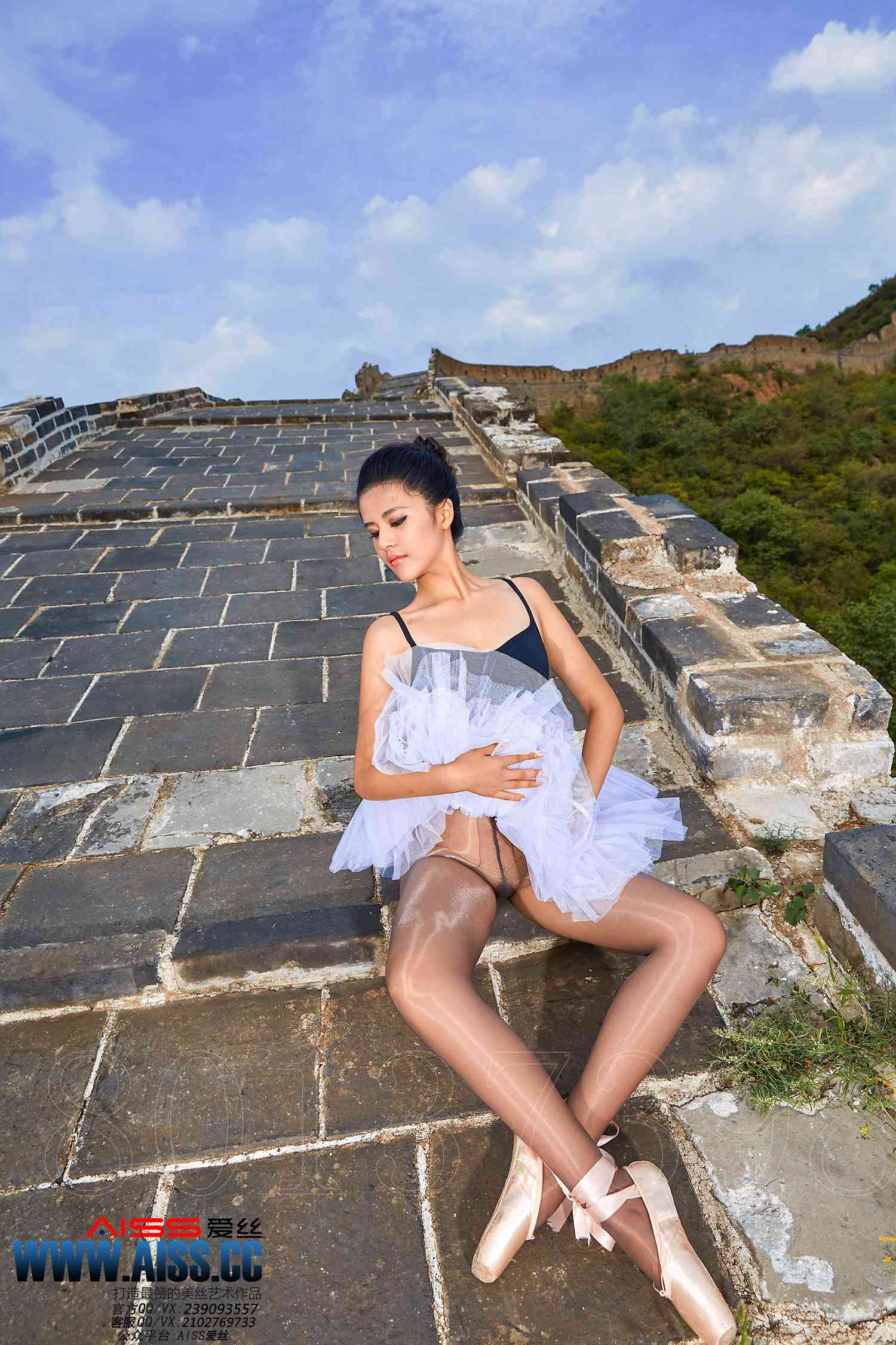 图片[14]-[AISS爱丝]写真 NO.087《长城之巅，丝袜之舞》[72P] – 速更版-美库