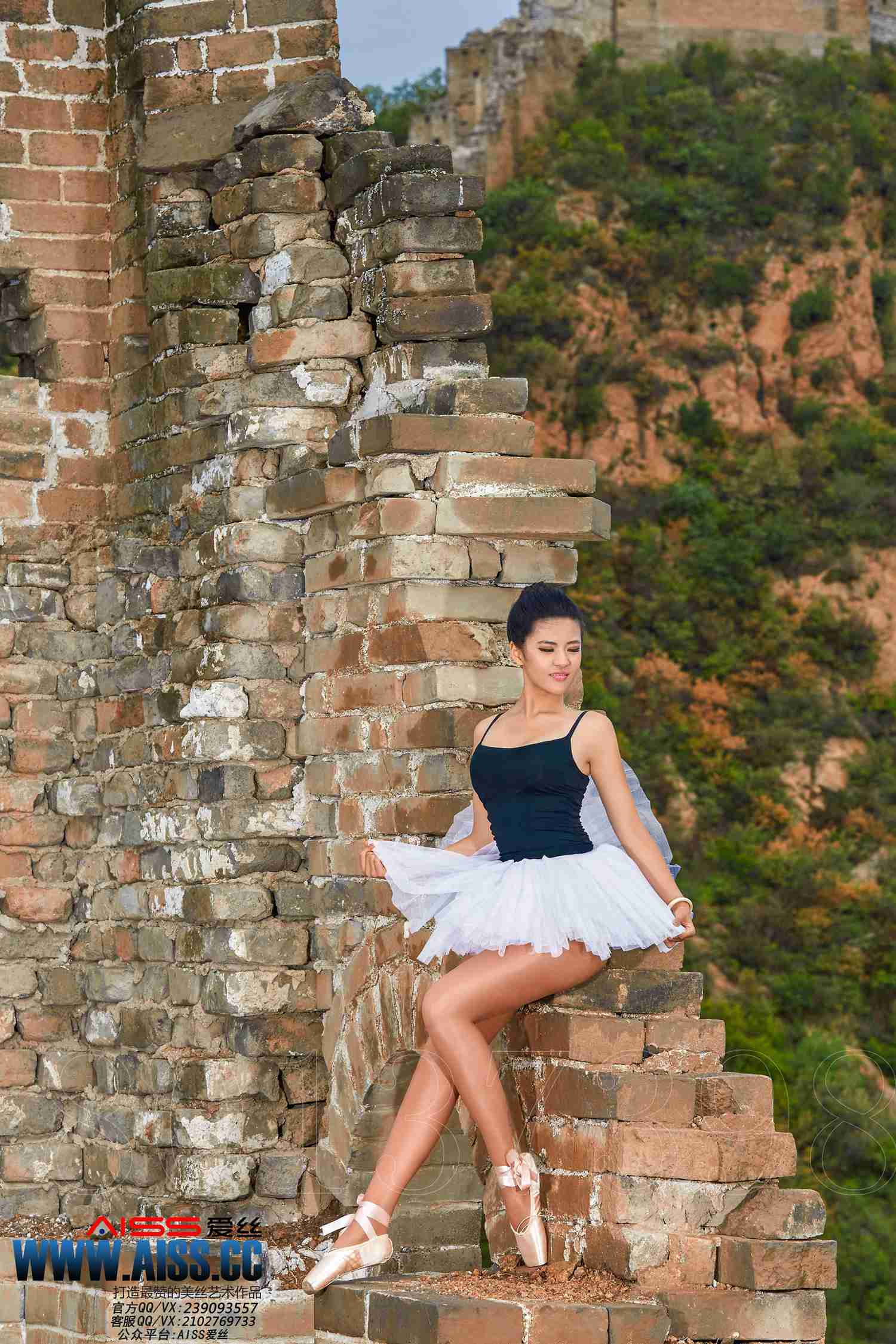 图片[41]-[AISS爱丝]写真 NO.087《长城之巅，丝袜之舞》[72P] – 速更版-美库