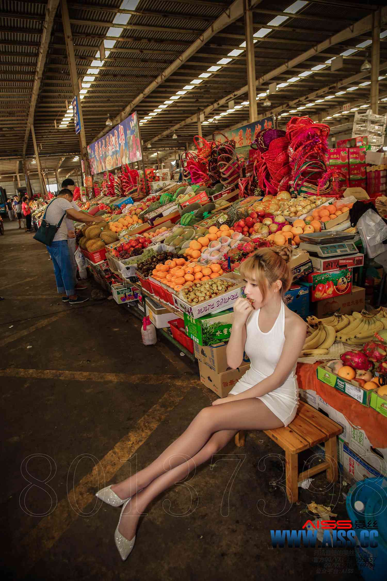 图片[66]-[AISS爱丝]写真 NO.086《闹市&美丝》[80P] – 速更版-美库