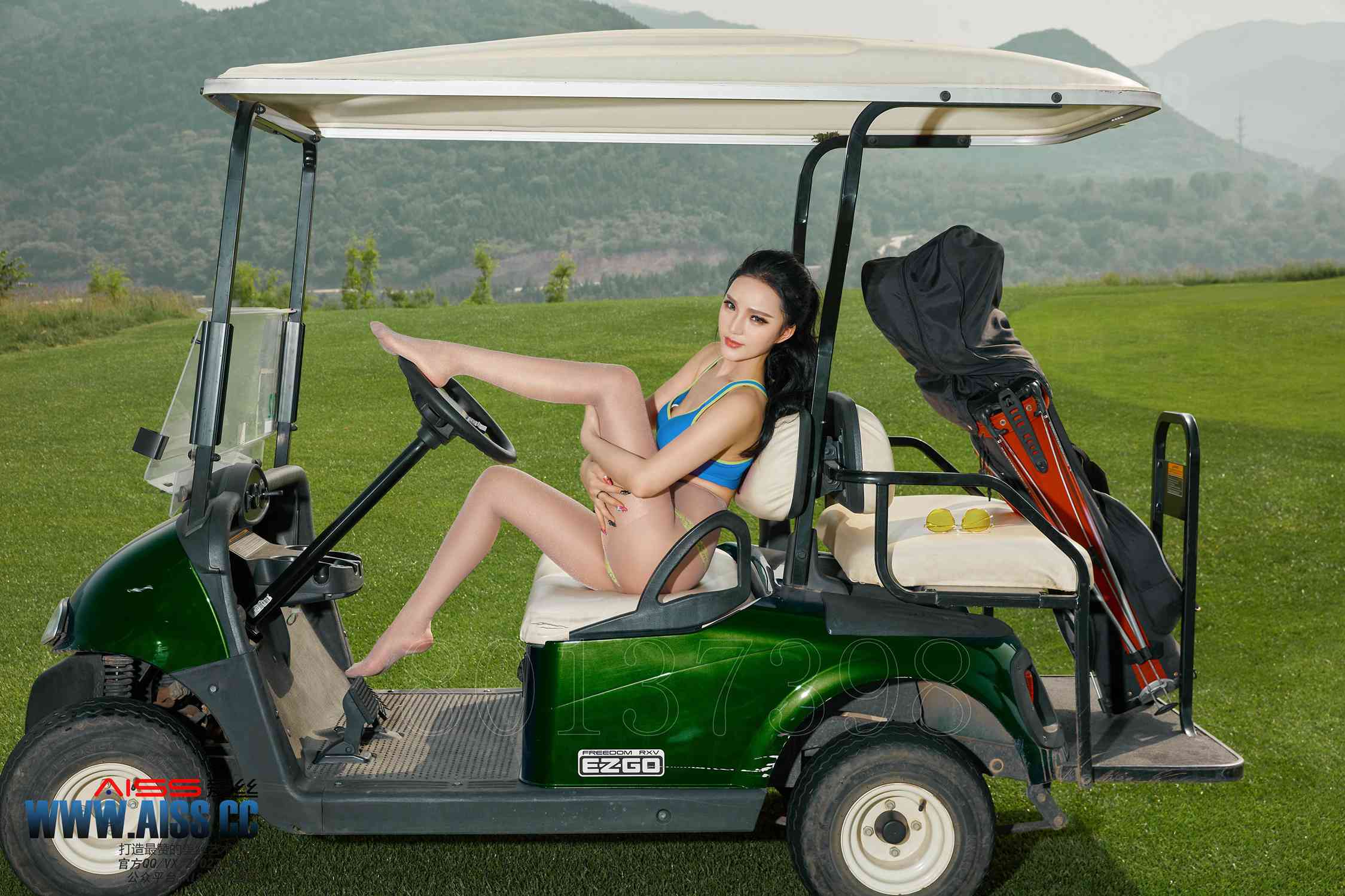 图片[11]-[AISS爱丝]写真 NO.096《美丝高尔夫》[80P] – 速更版-美库